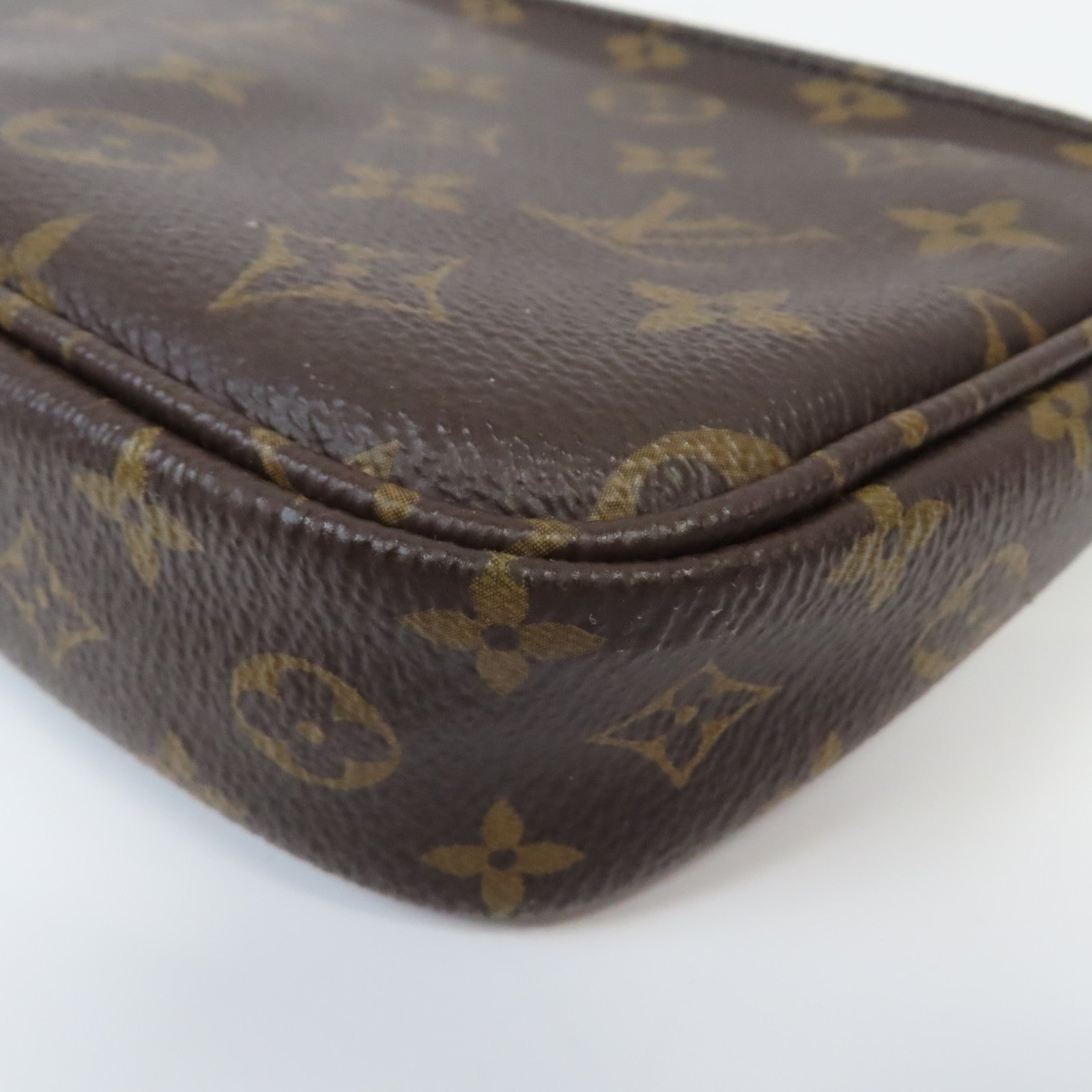 LOUIS VUITTON Monogram Multi Pochette Accessoires金扣肩背袋啡色