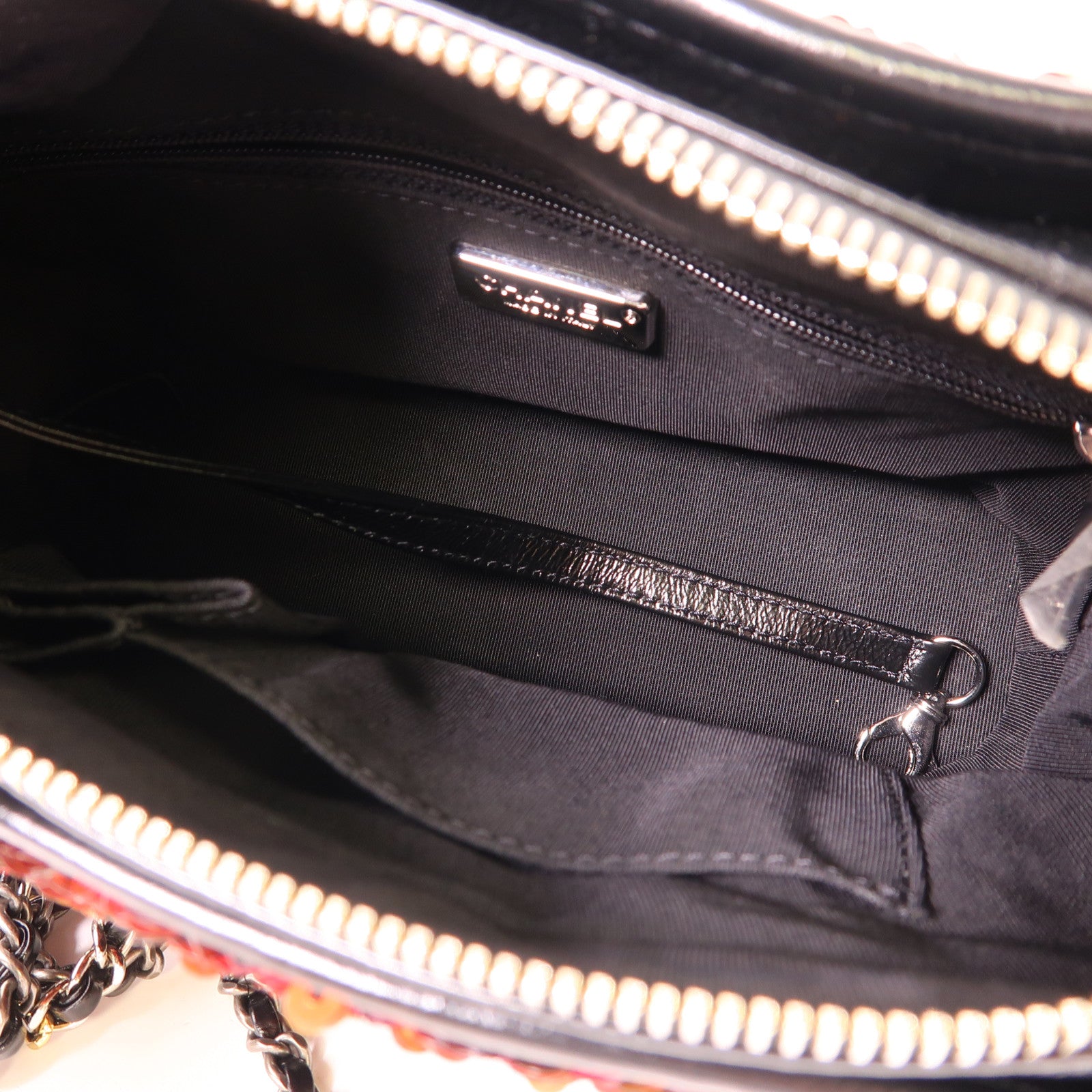 CHANEL 珠片/牛皮皮革Gabrielle Small鏈帶肩背袋