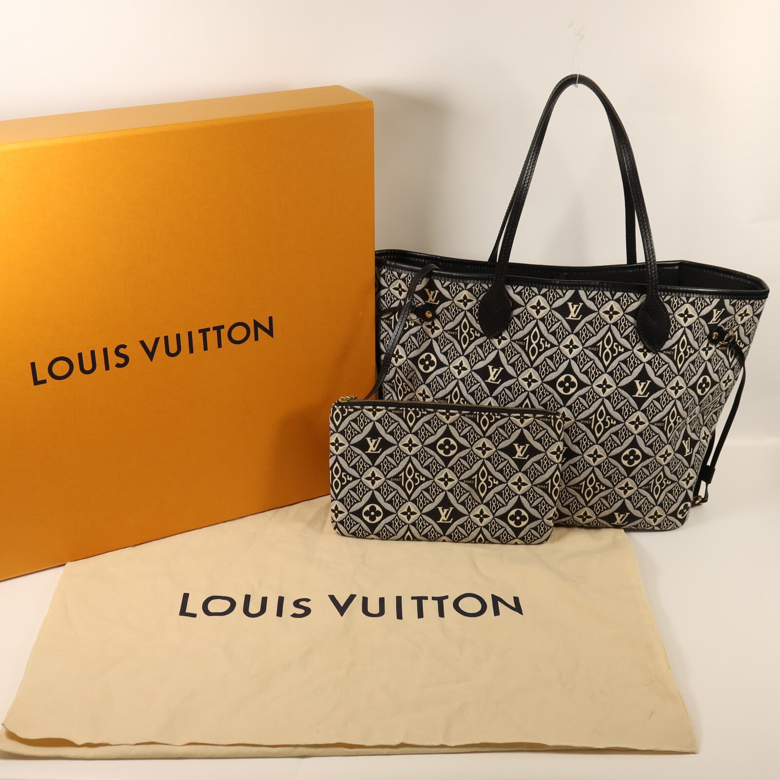 LOUIS VUITTON Monogram Jacquard 1854 Neverfull MM金扣手挽袋