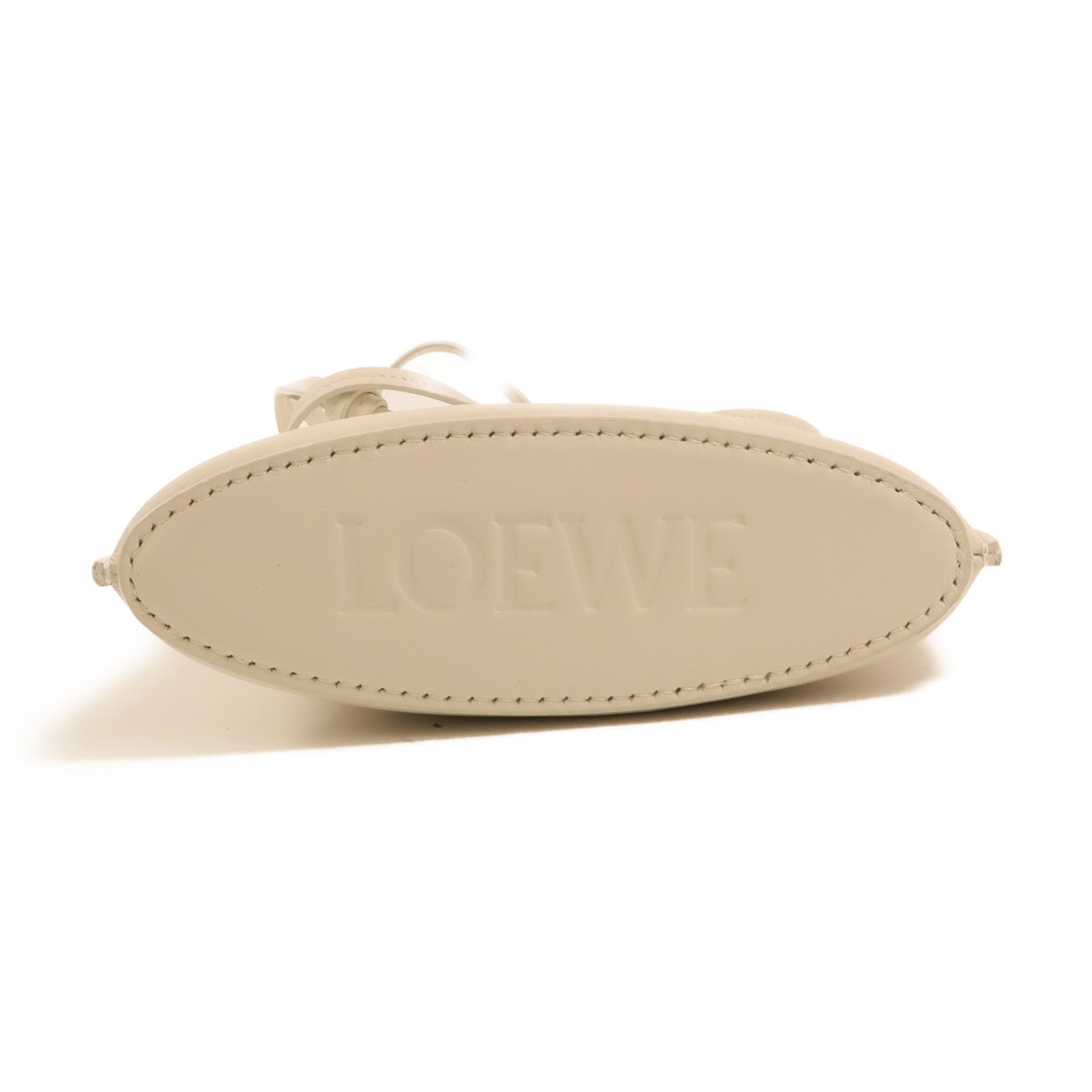 LOEWE 牛皮皮革Dice Pocket金扣肩背袋