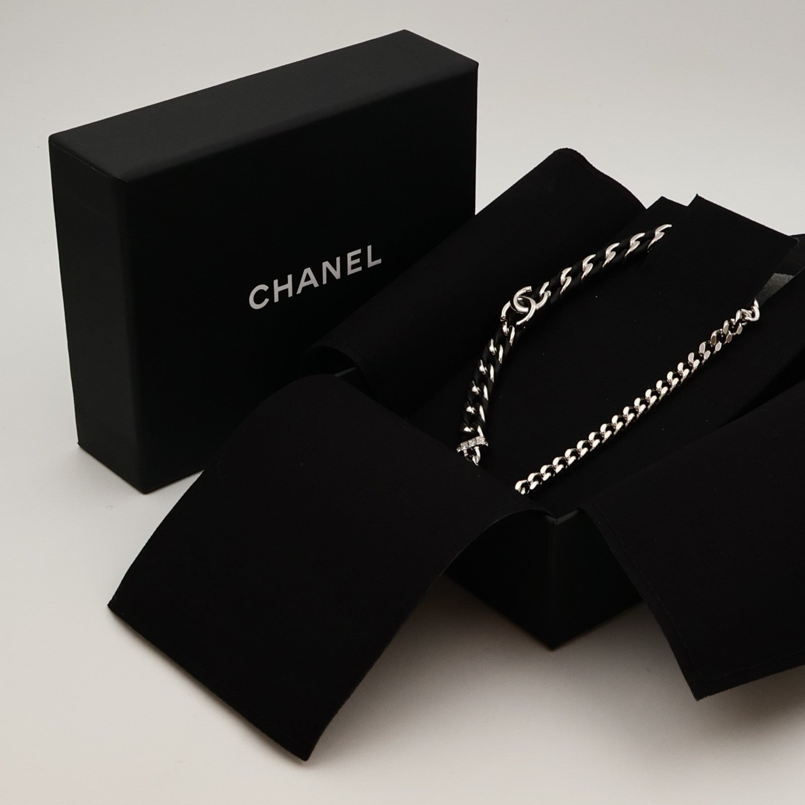 CHANEL 羊皮皮革/金屬Necklace項鍊