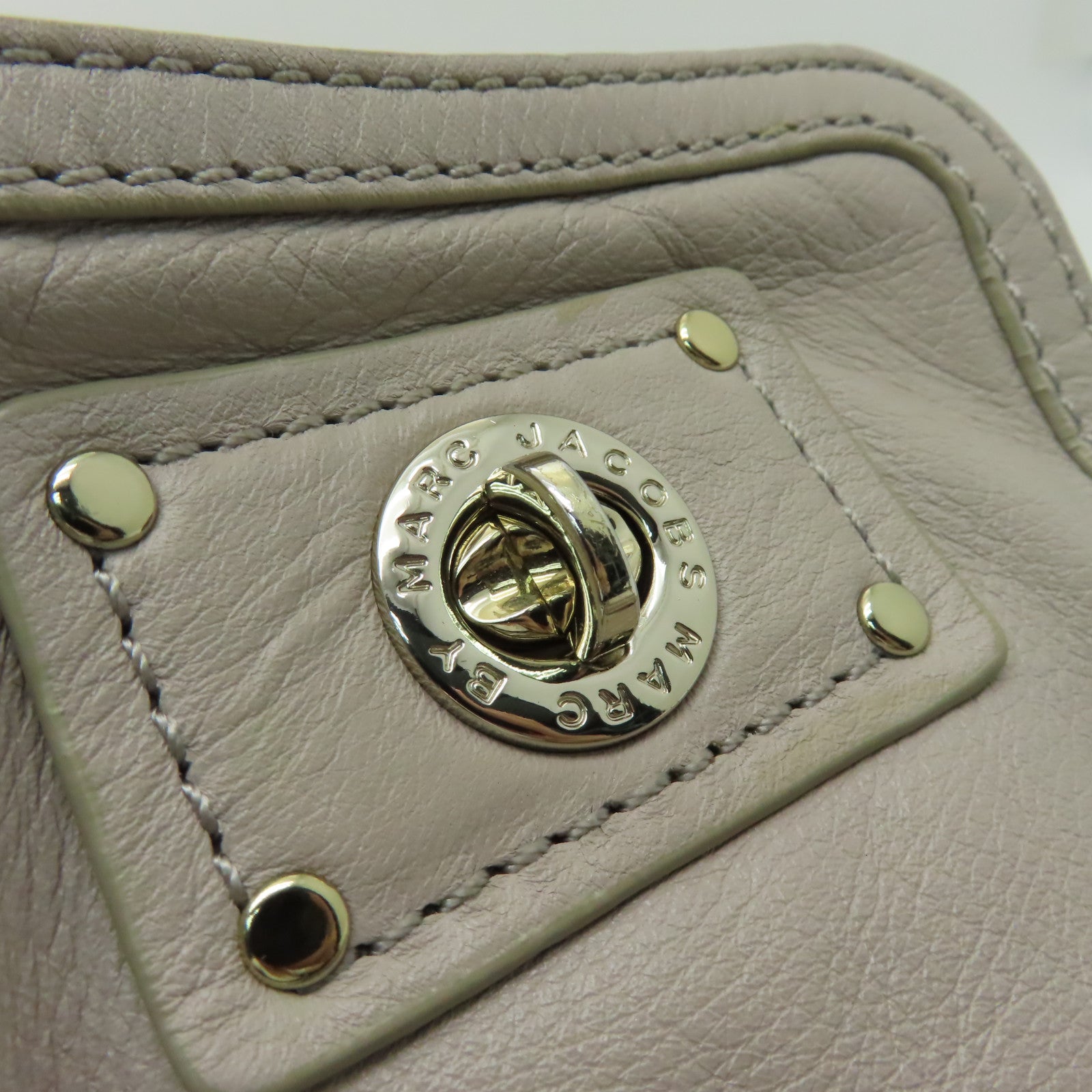 MARC BY MARC JACOBS 【激減優惠】牛皮皮革2 Way Bag金扣手挽肩背兩用袋灰色
