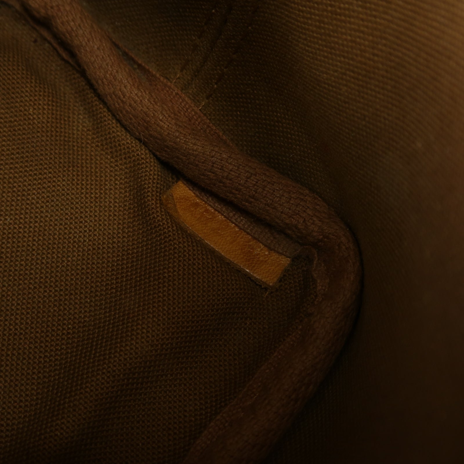 LOUIS VUITTON Monogram Nano Noe金扣肩背袋啡色
