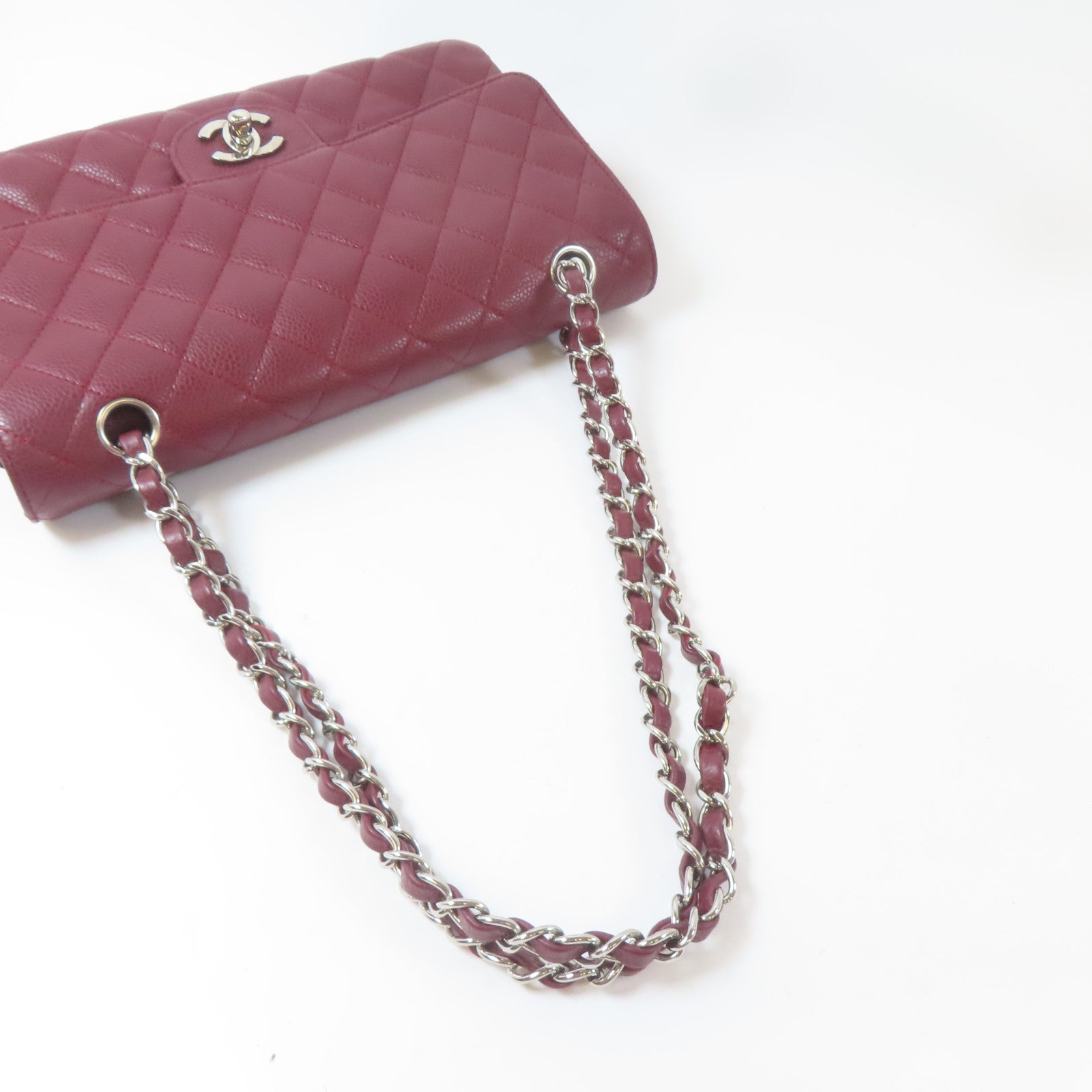 CHANEL 菱格Caviar皮革Classic Flap銀扣鏈帶肩背袋紅色