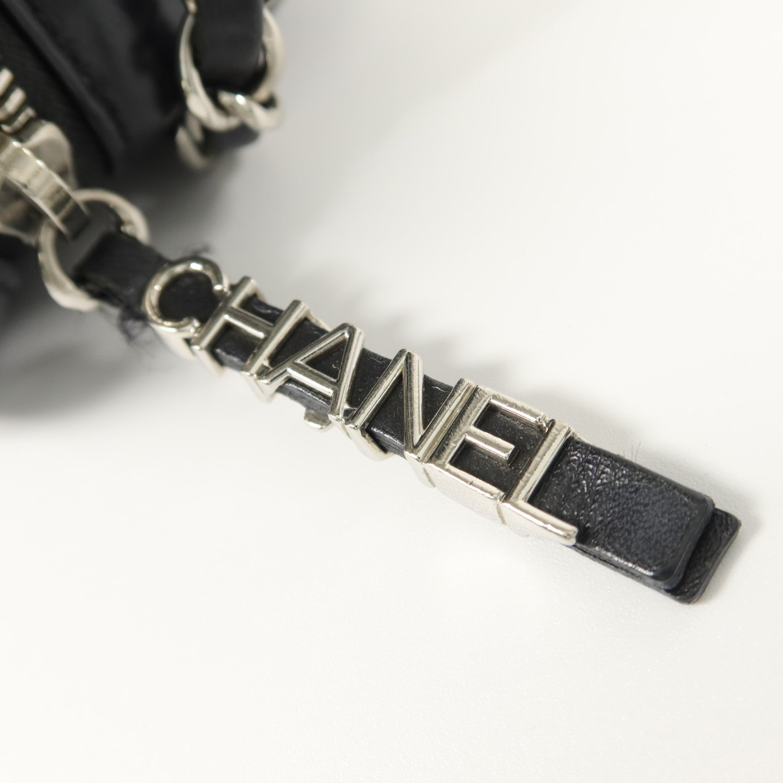 CHANEL 羊皮皮革Chain Shoulder鏈帶肩背袋