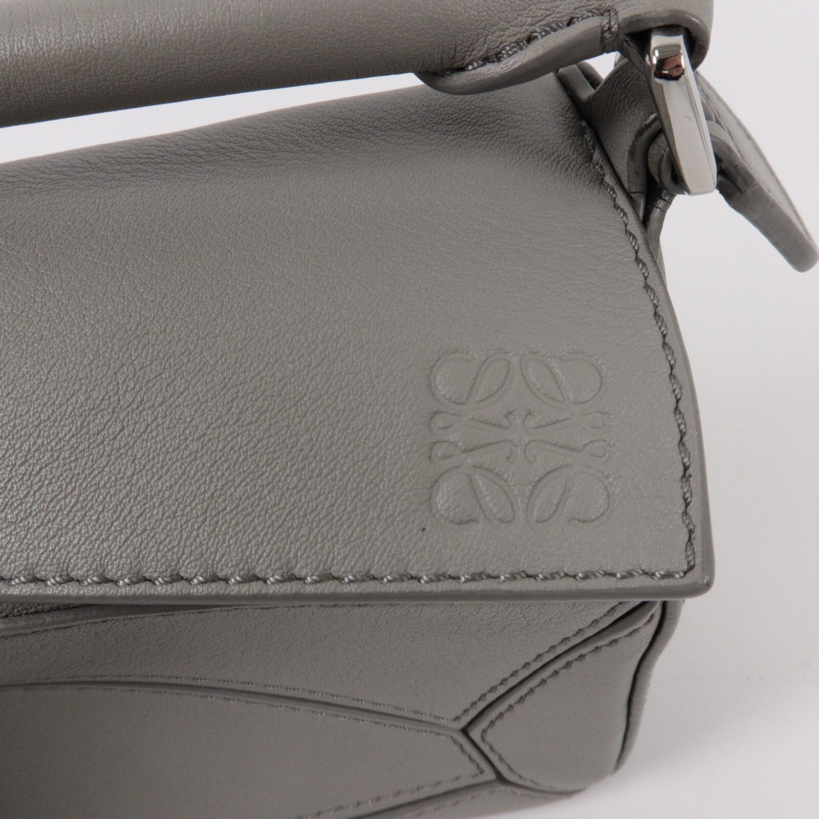 LOEWE 牛皮皮革Mini Puzzle手挽肩背兩用袋
