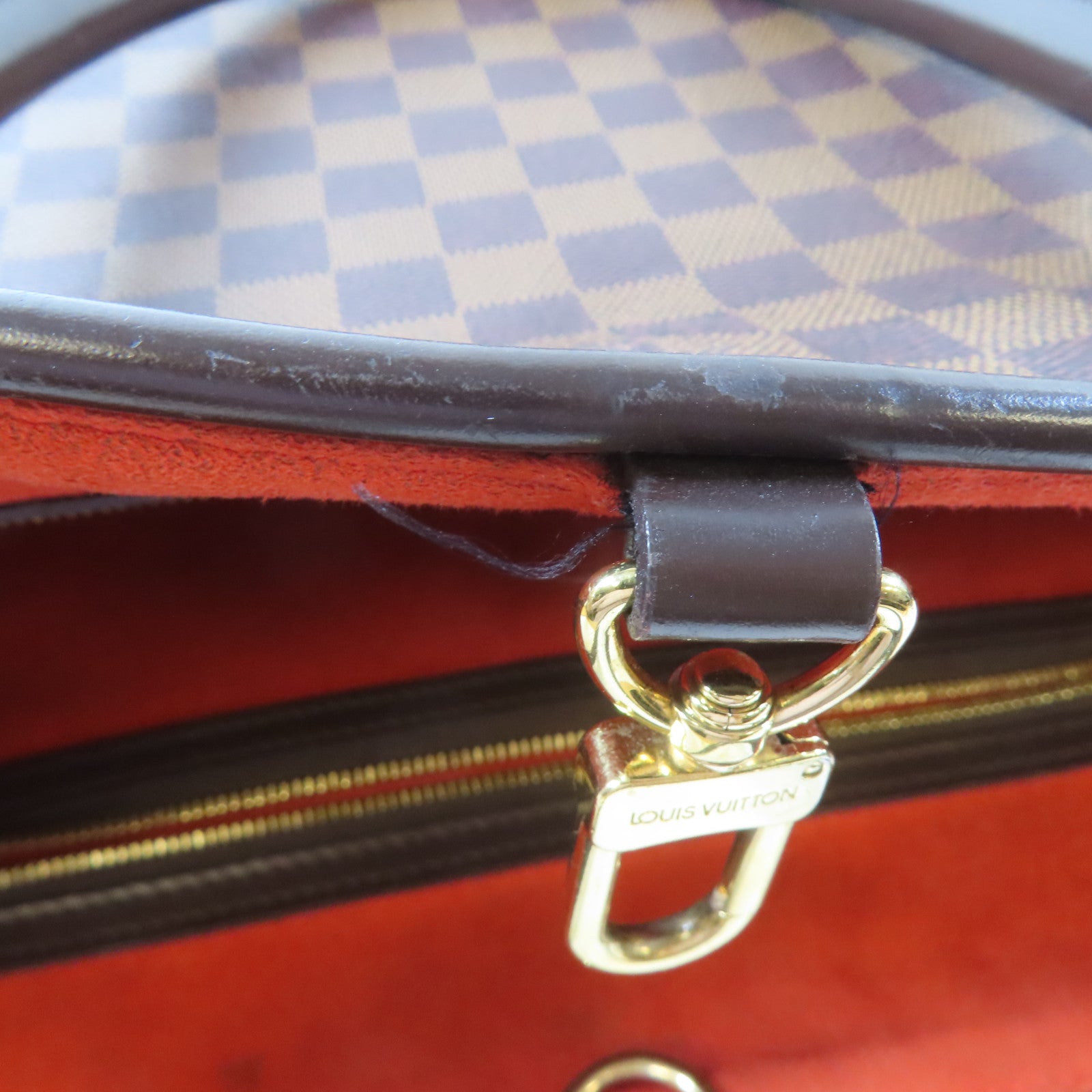 LOUIS VUITTON 【激減優惠】Damier Manosque GM金扣手挽袋啡色