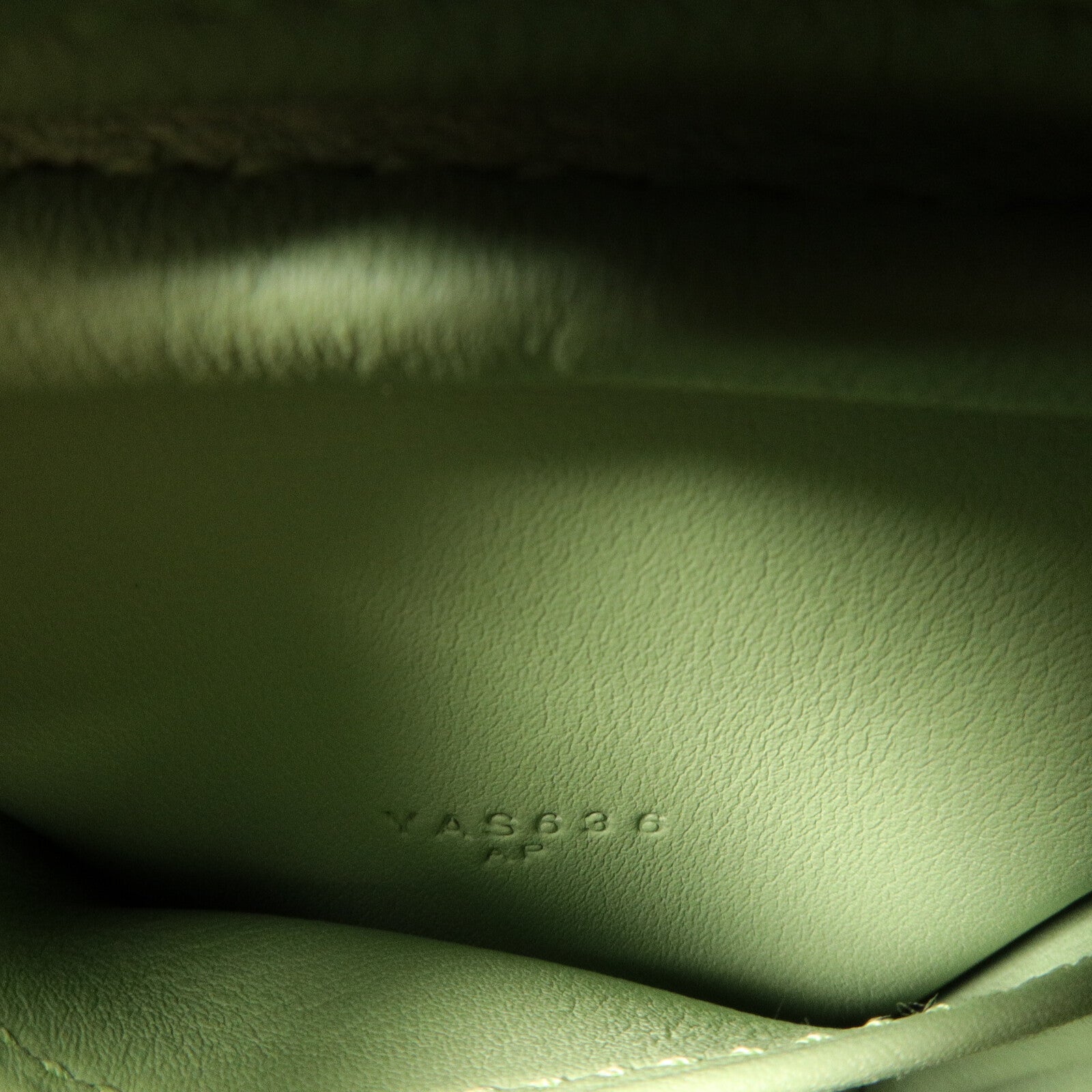 HERMES Swift皮革Mini Lindy手挽肩背兩用袋Vert Criquet