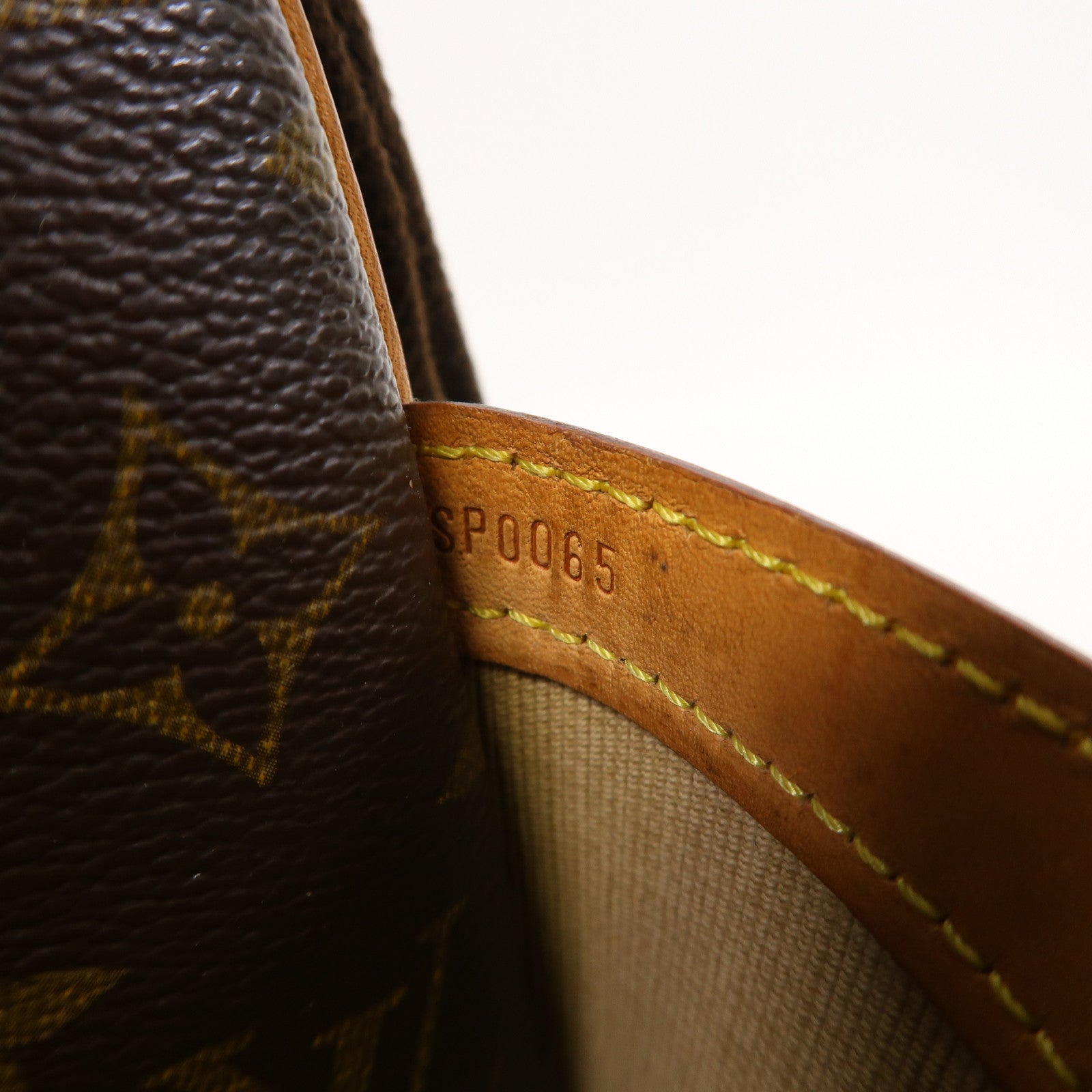 LOUIS VUITTON Monogram Reporter PM金扣肩背袋啡色