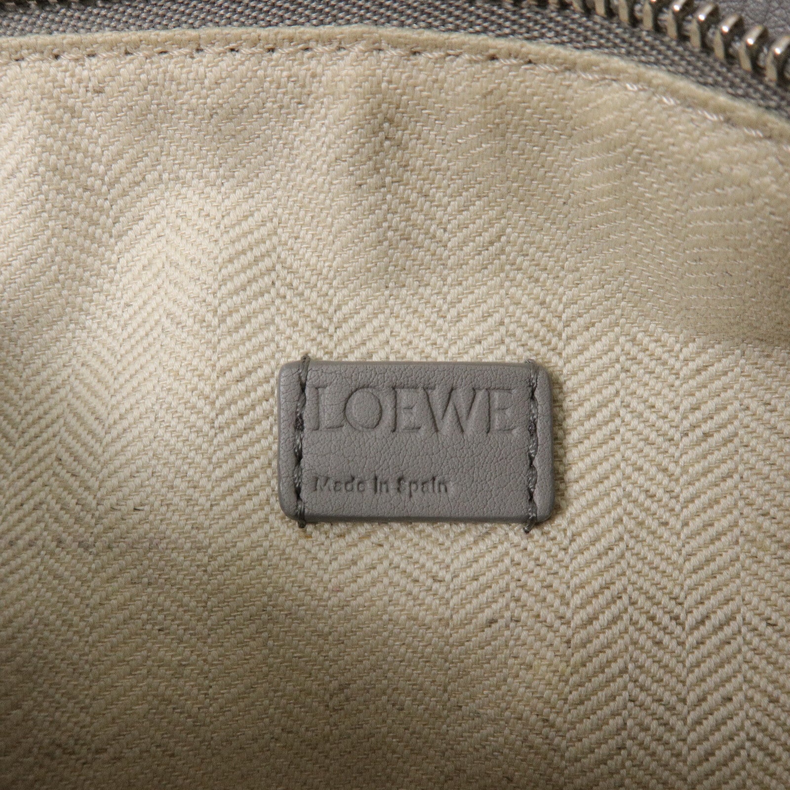 LOEWE 牛皮皮革Mini Puzzle手挽肩背兩用袋