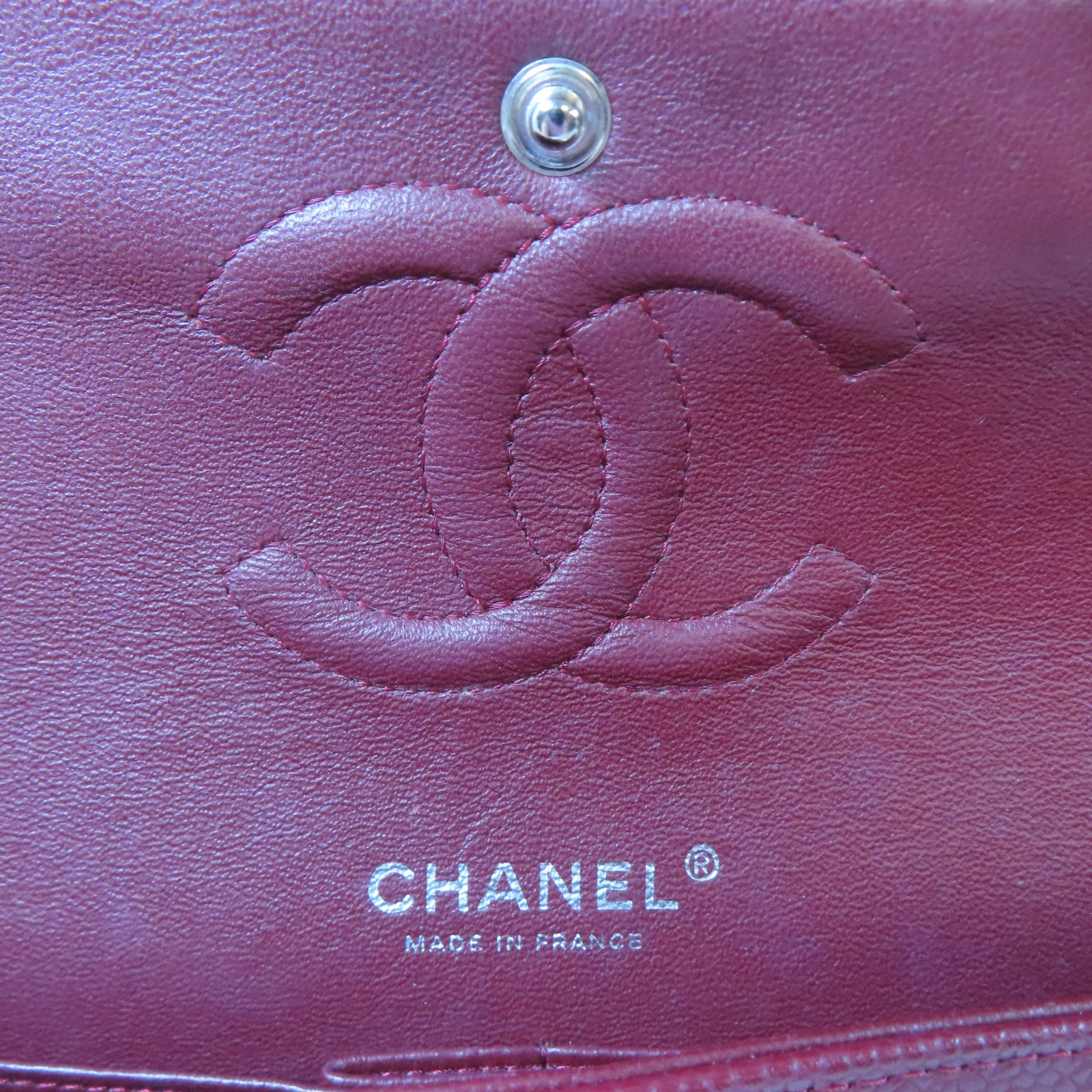 CHANEL 菱格Caviar皮革Classic Flap銀扣鏈帶肩背袋紅色