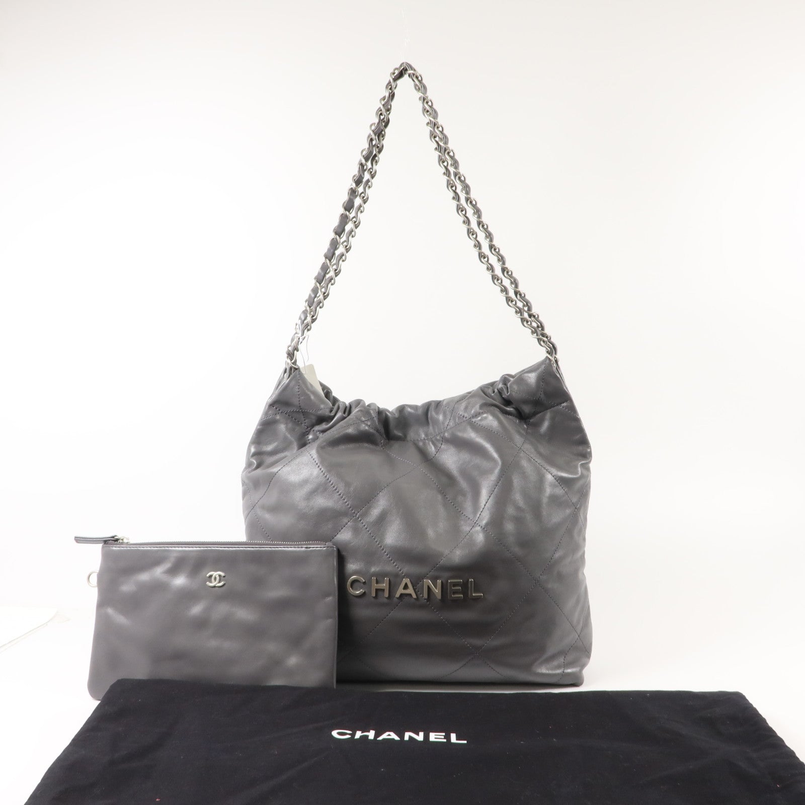 CHANEL 牛皮皮革Chanel 22 Small鏈帶肩背袋