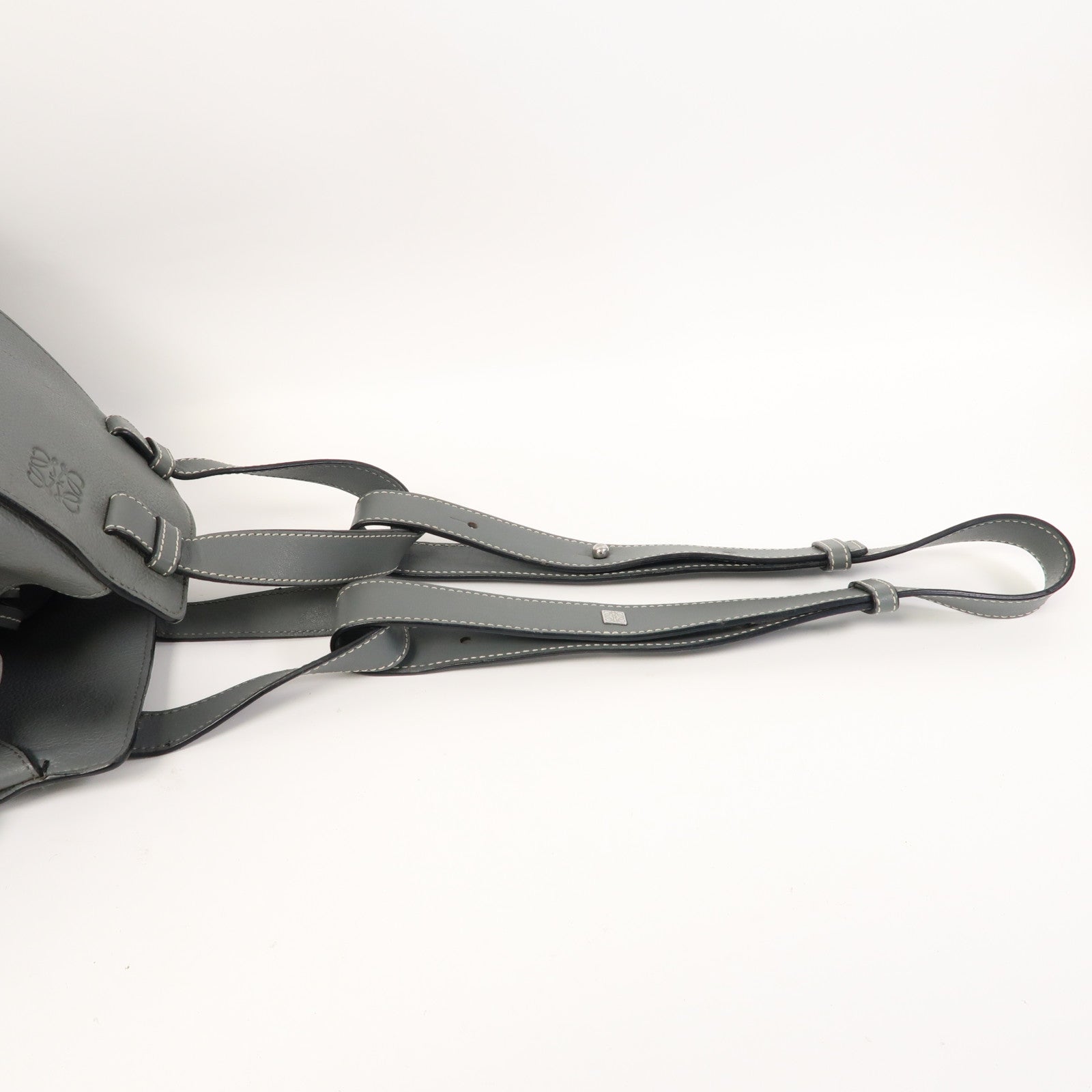 LOEWE 牛皮皮革Hammock銀扣手挽肩背兩用袋灰色