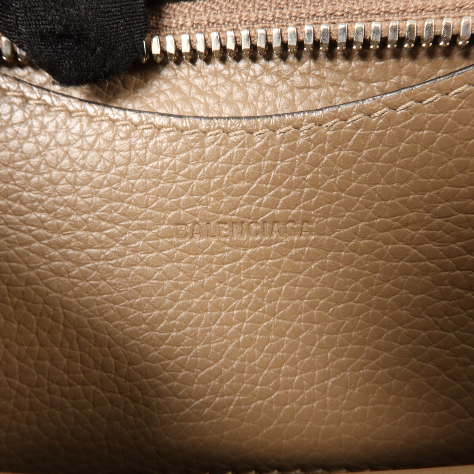 BALENCIAGA 牛皮皮革Neo Classic City Mini肩背袋