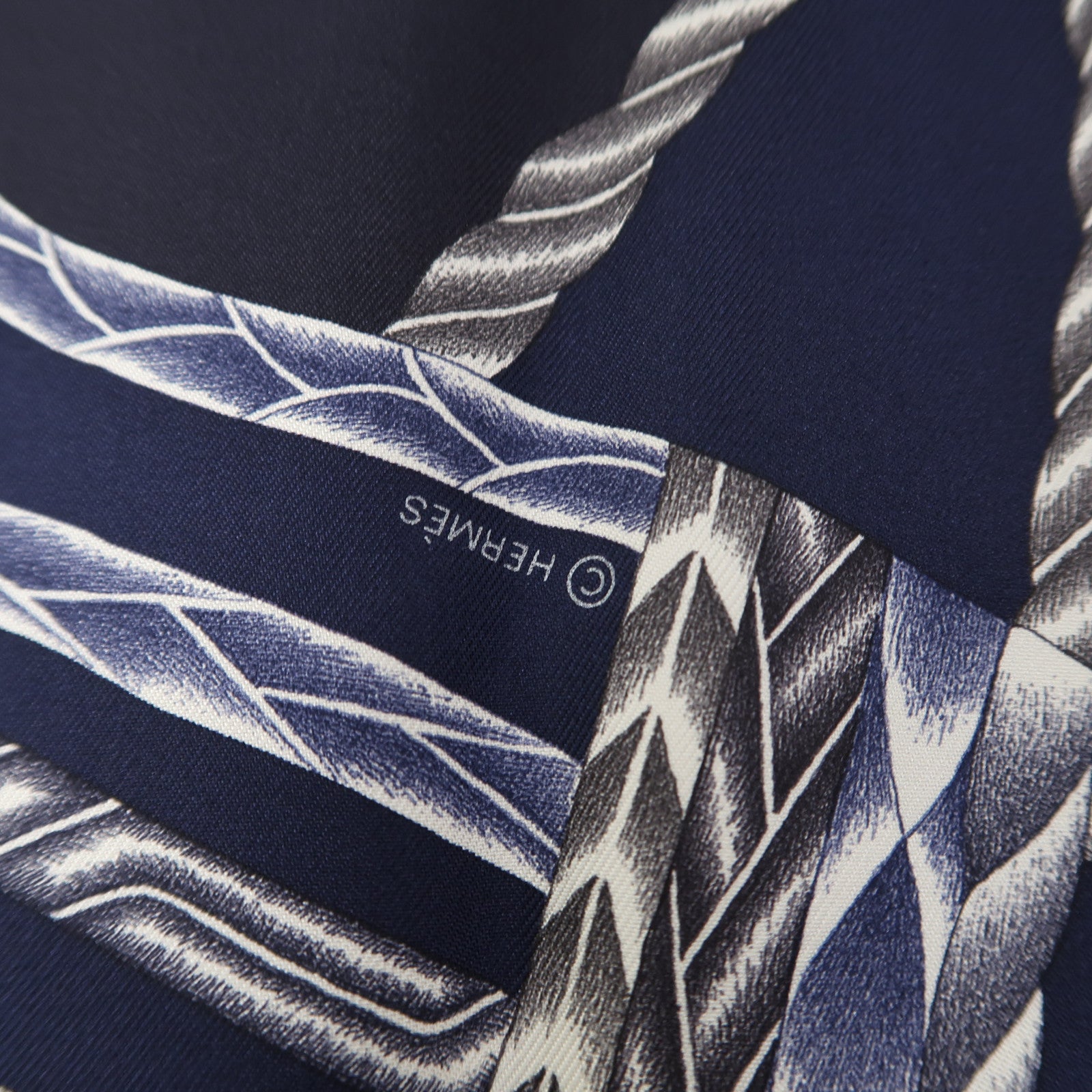 HERMES 絲質Scarf 90x90絲巾深藍色