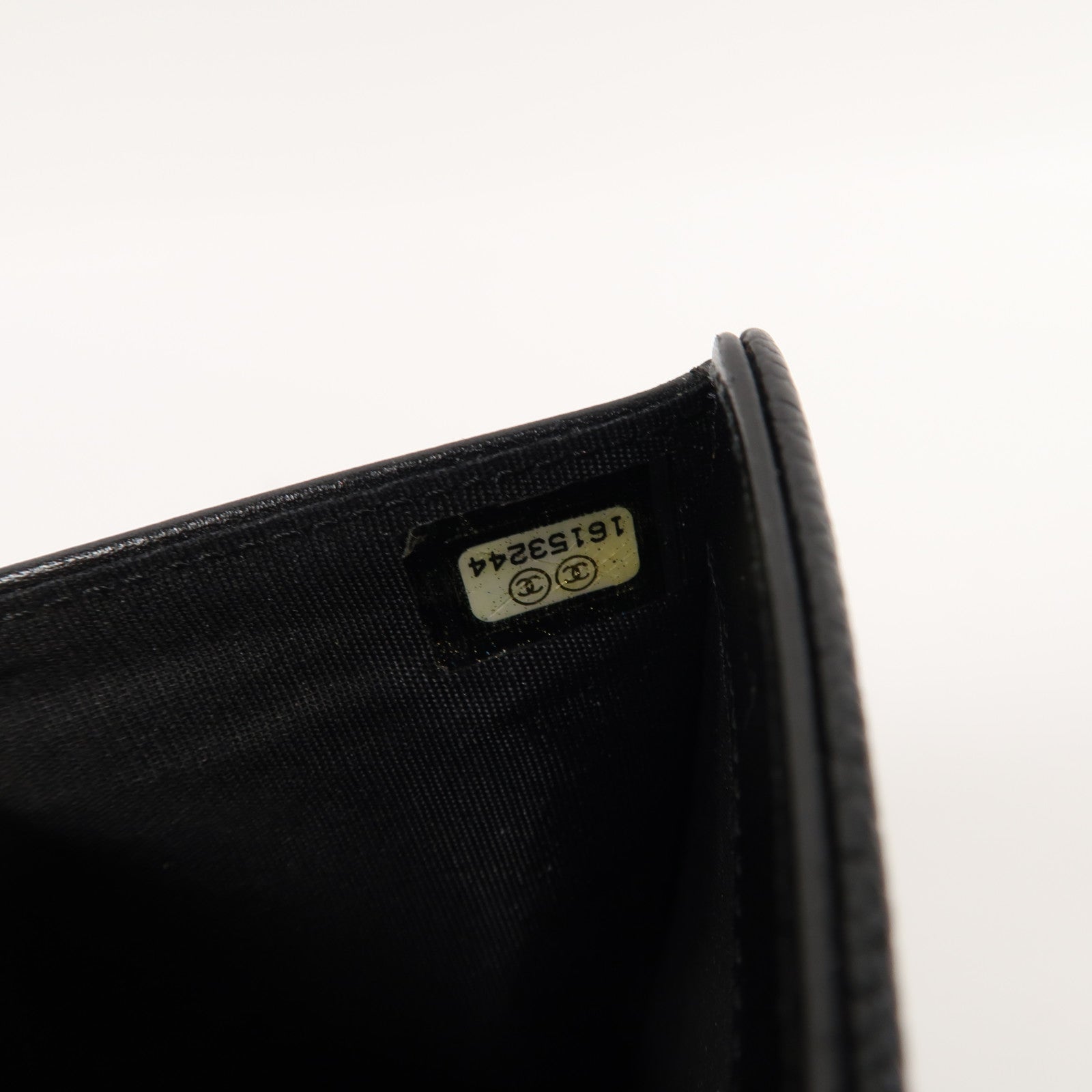 CHANEL Caviar皮革Wallet銀扣錢包黑色