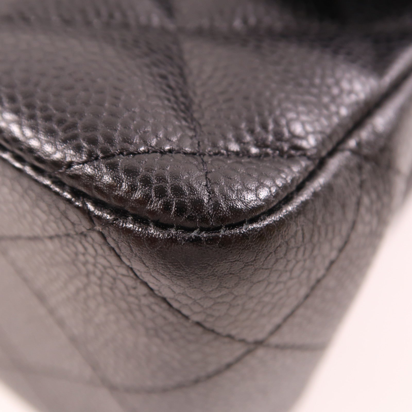 CHANEL 牛皮皮革Large Classic金扣鏈帶肩背袋