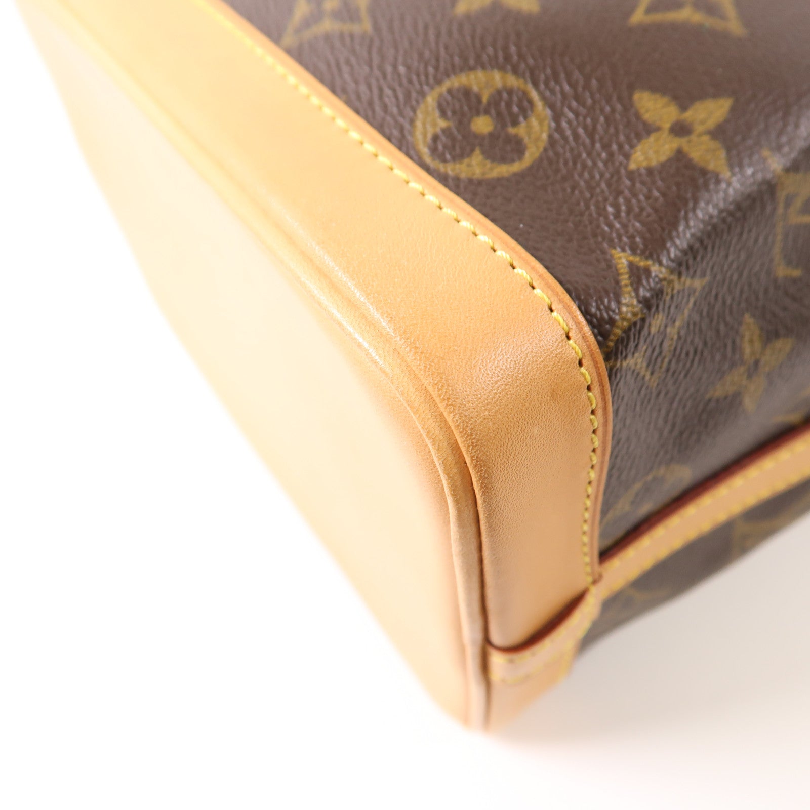 LOUIS VUITTON Monogram Mini Noe金扣肩背袋