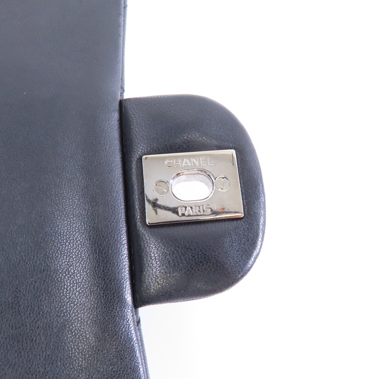 CHANEL 菱格羊皮皮革Classic Flap 25銀扣鏈帶肩背袋黑色
