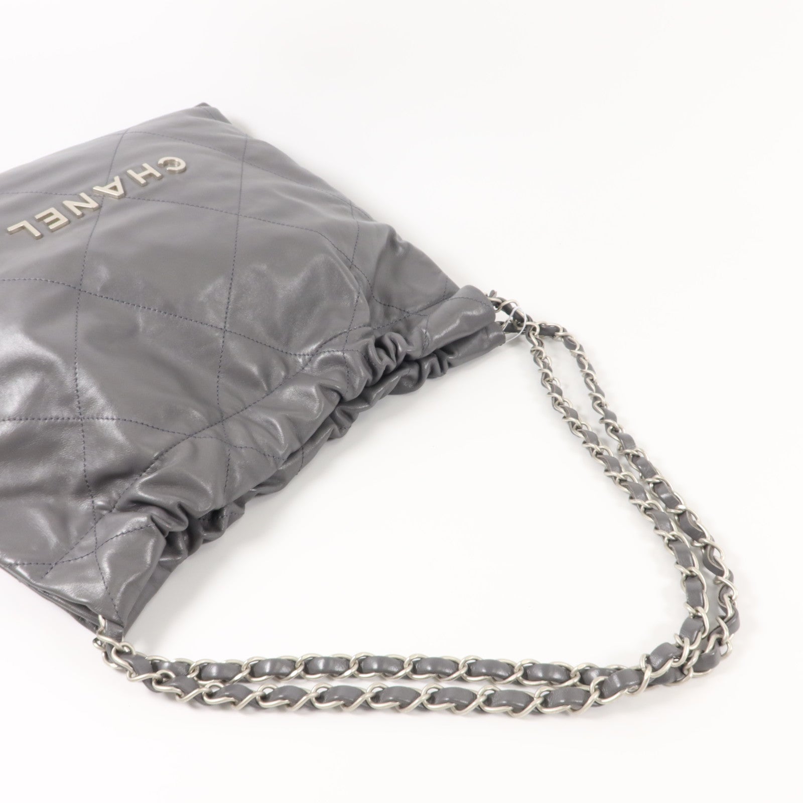 CHANEL 牛皮皮革Chanel 22 Small鏈帶肩背袋