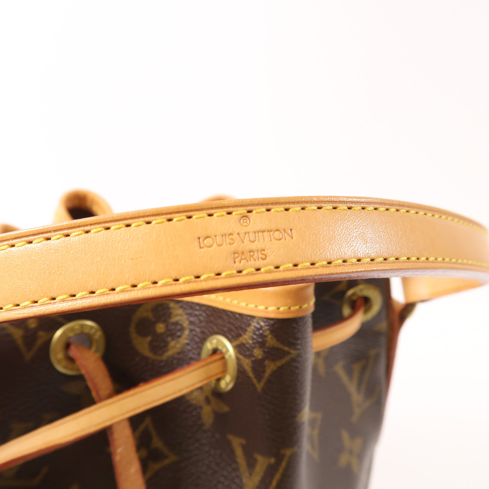 LOUIS VUITTON Monogram Mini Noe金扣肩背袋