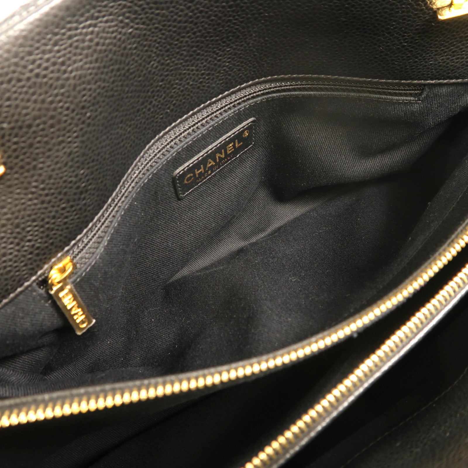 CHANEL 牛皮皮革Chain Shoulder金扣鏈帶肩背袋