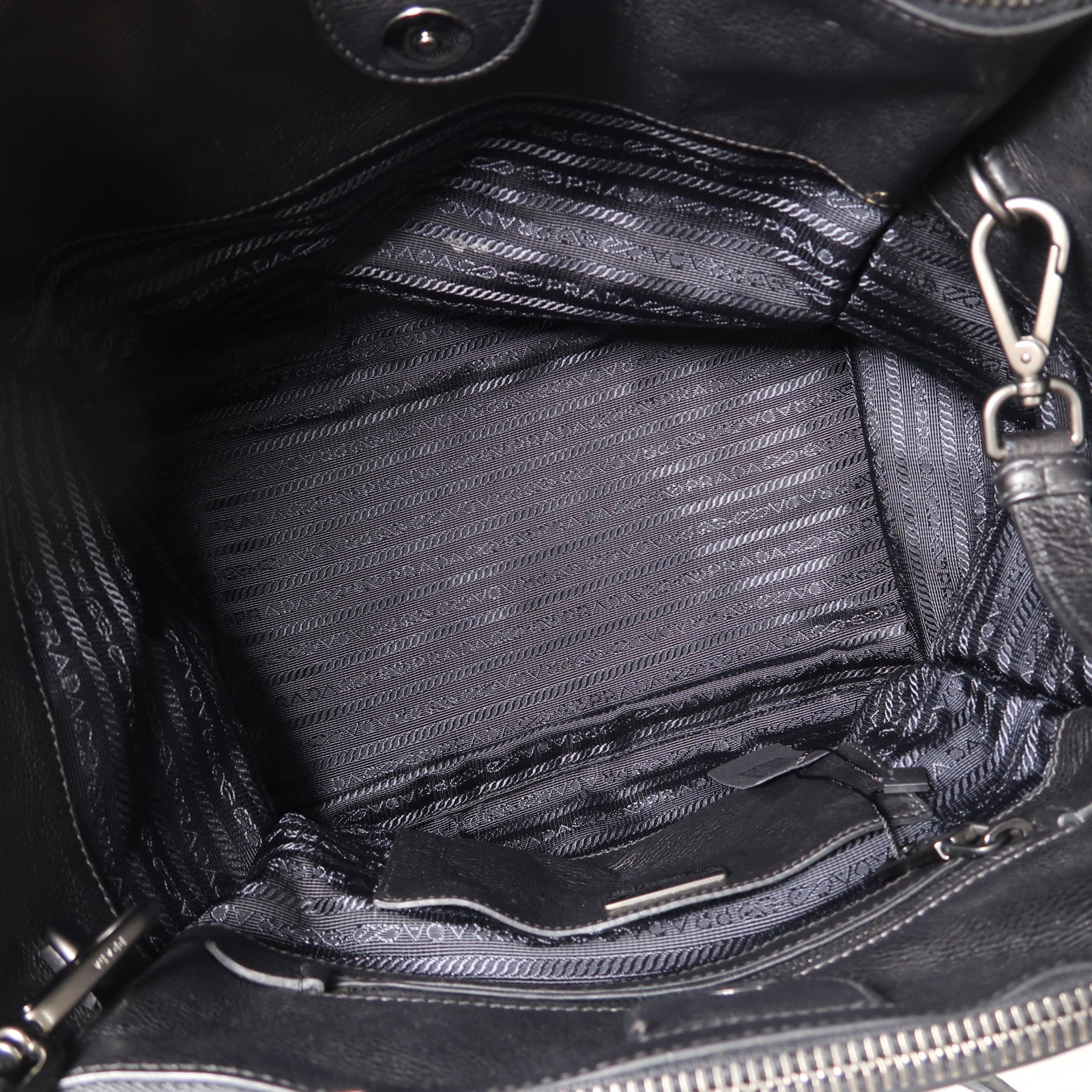 PRADA 【激減優惠】牛皮皮革Shouledr Bag銀扣手挽肩背兩用袋灰色/黑色