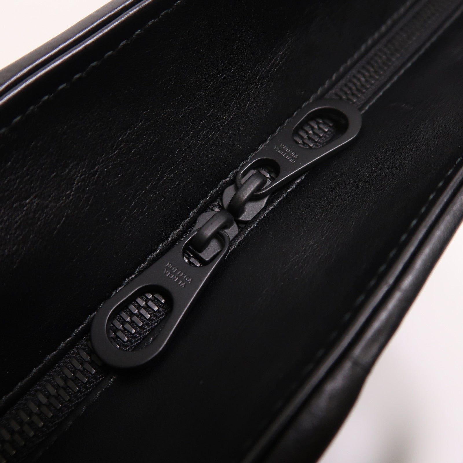 BOTTEGA VENETA 羊皮皮革Briefcase公事包