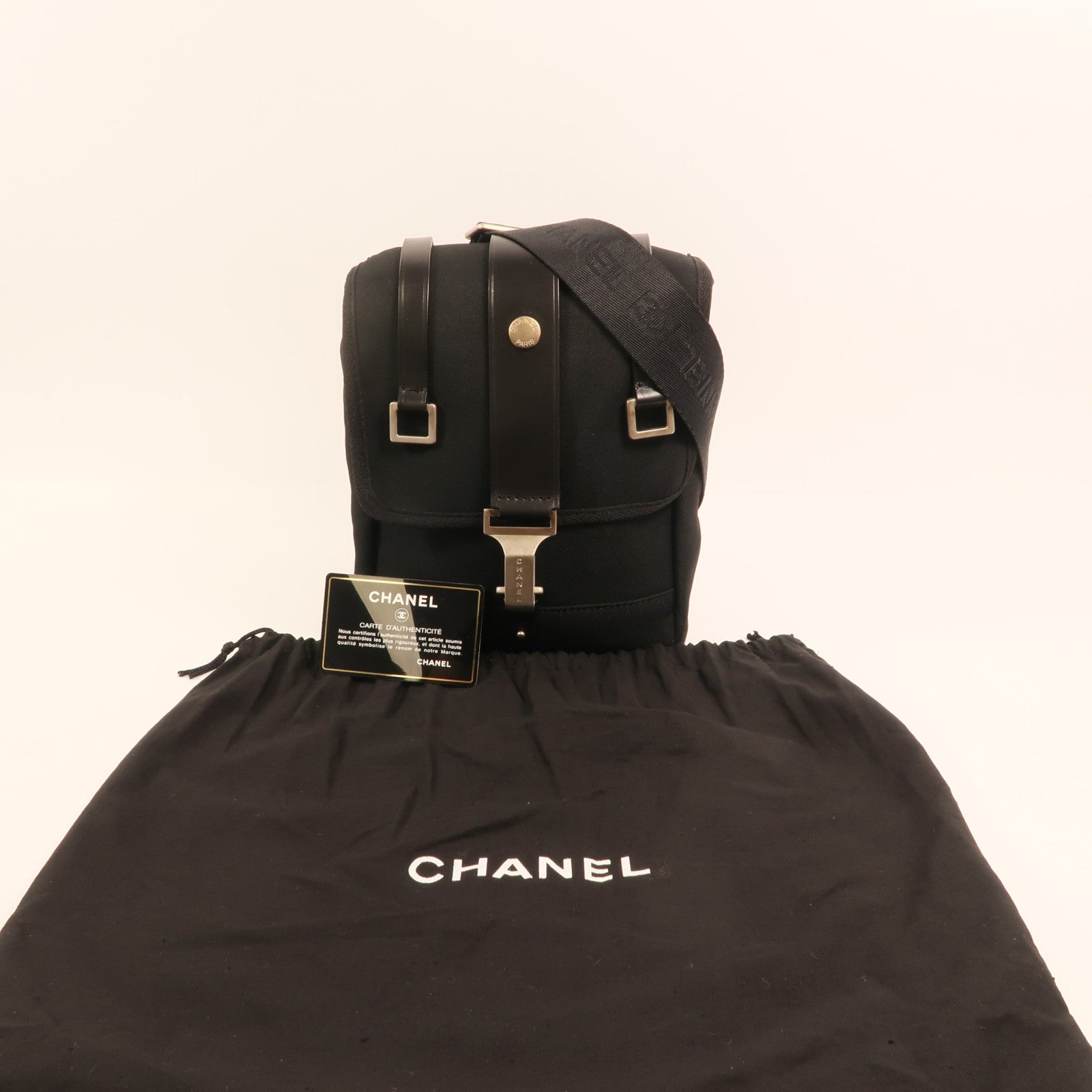 CHANEL 帆布Sports Line Shoulder Bag銀扣肩背袋