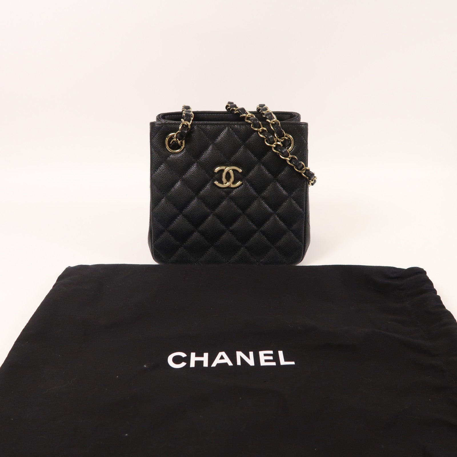 CHANEL 牛皮皮革Bucket Bag金扣鏈帶肩背袋