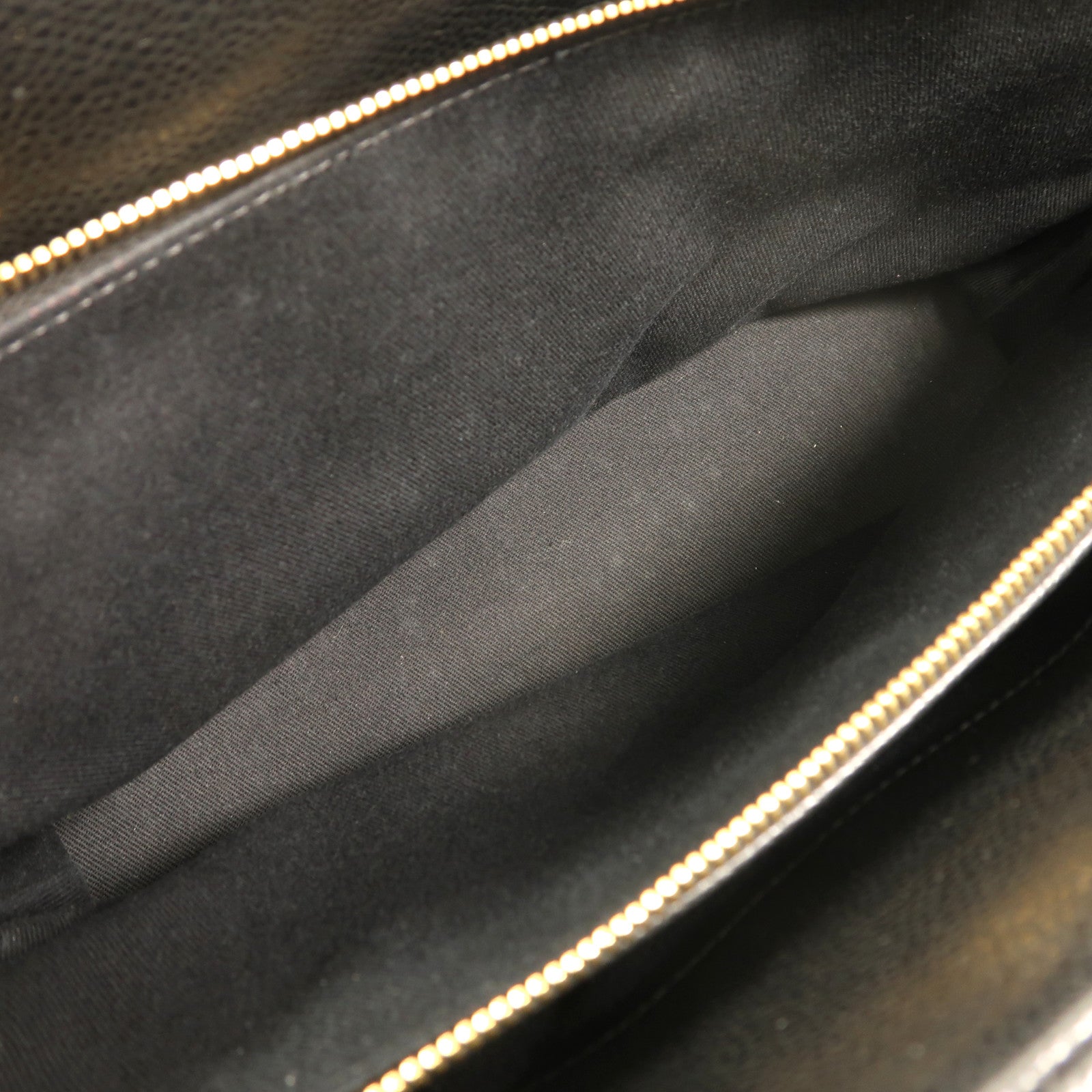 CHANEL 牛皮皮革Chain Shoulder金扣鏈帶肩背袋
