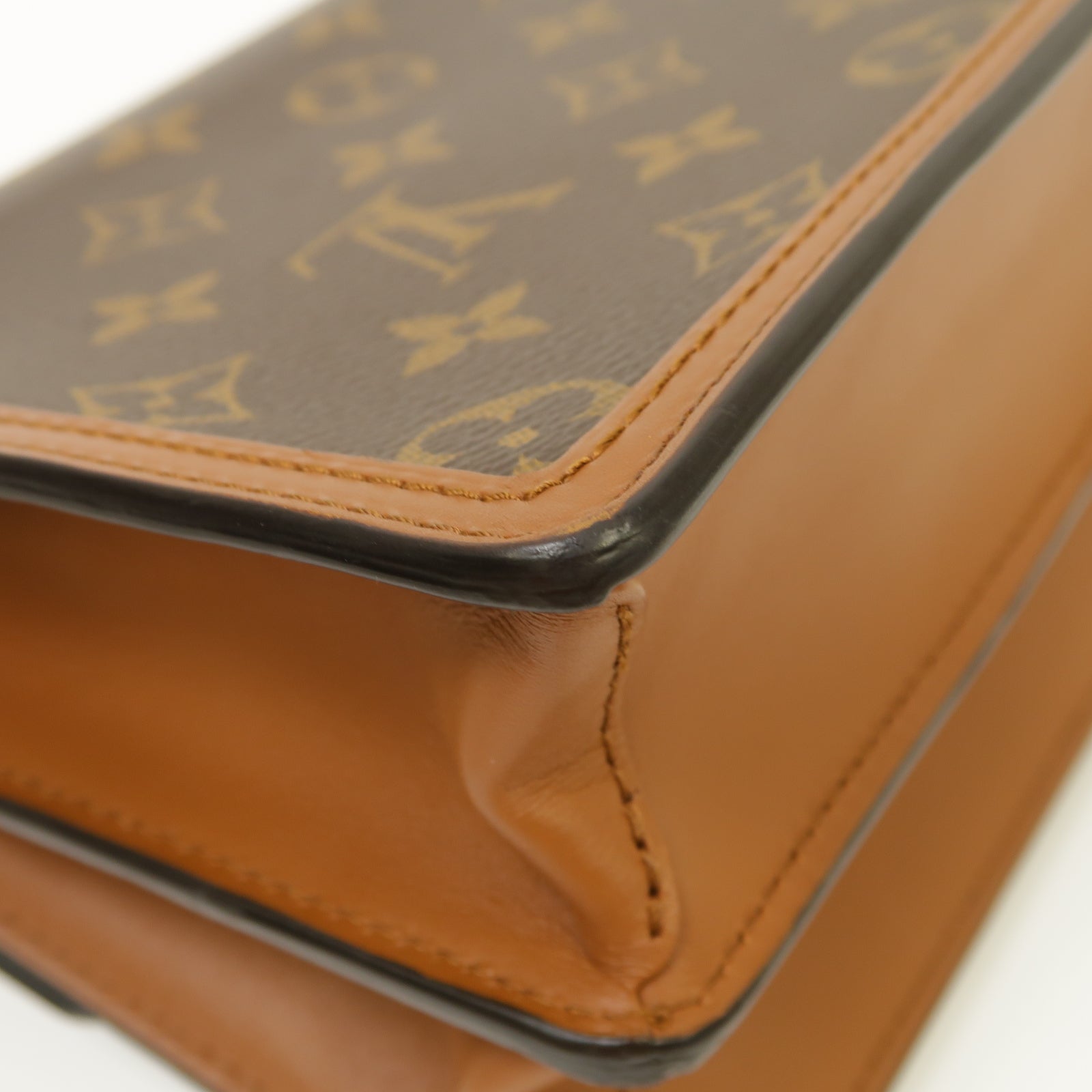 LOUIS VUITTON Monogram Mini Dauphine金扣肩背袋啡色