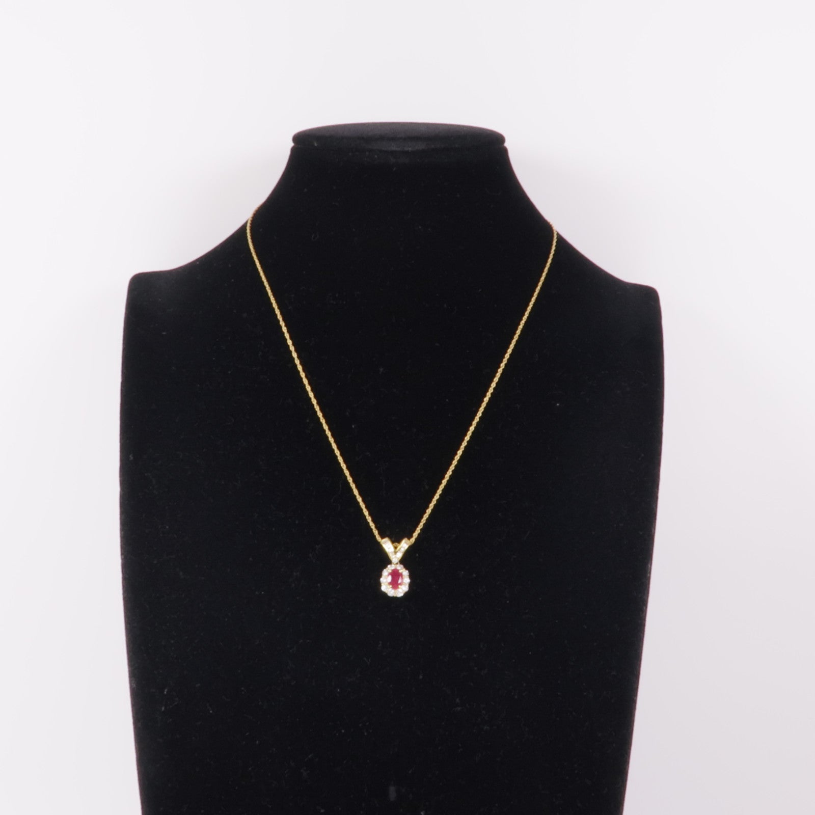 JEWELRY Ruby Diamond Necklace 18K Yellow Gold
