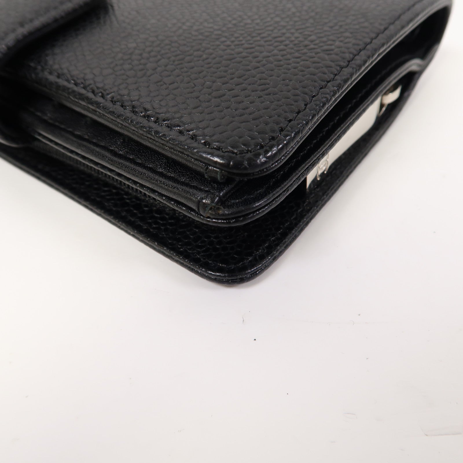CHANEL Caviar皮革Wallet銀扣錢包黑色