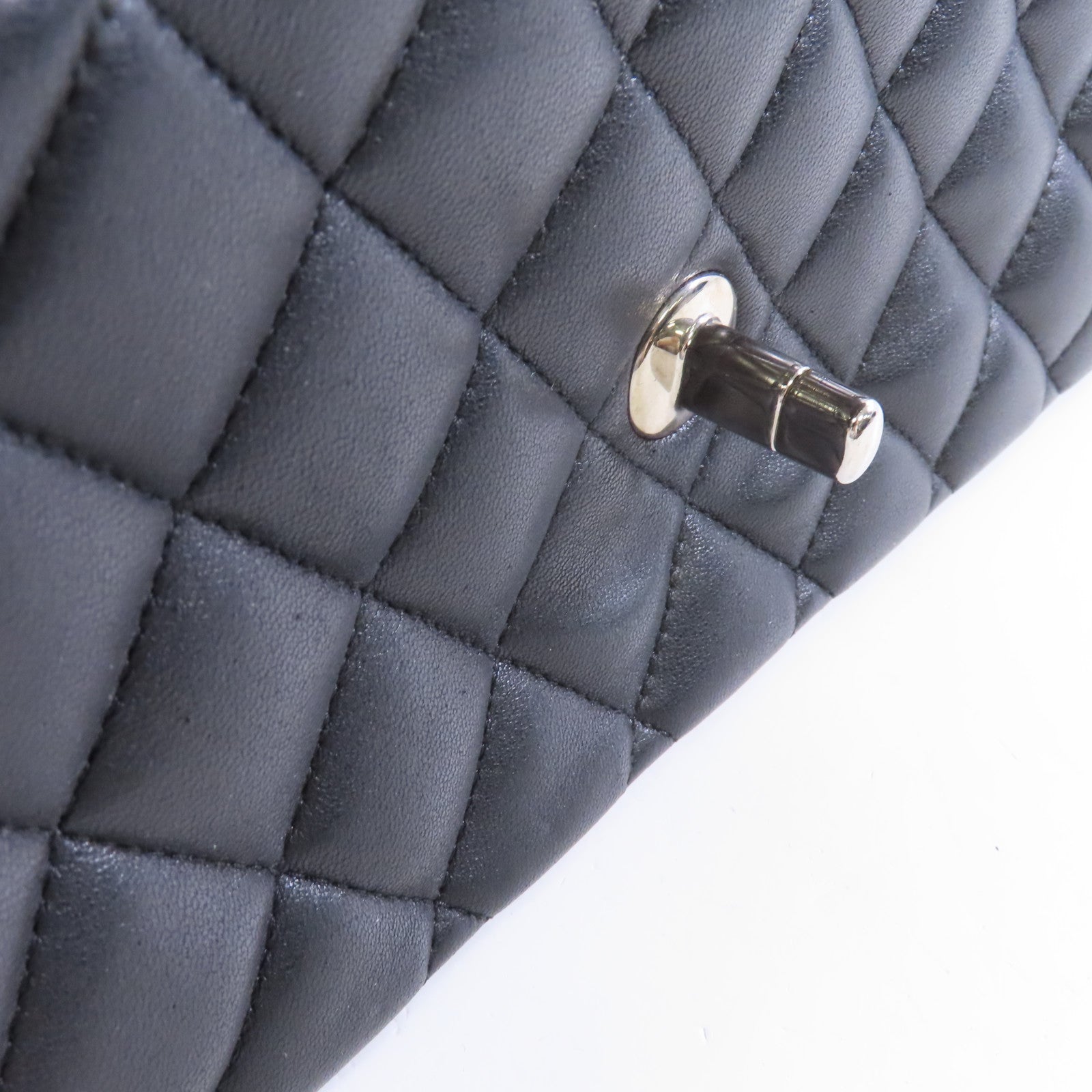 CHANEL 菱格羊皮皮革Classic Flap 25銀扣鏈帶肩背袋黑色