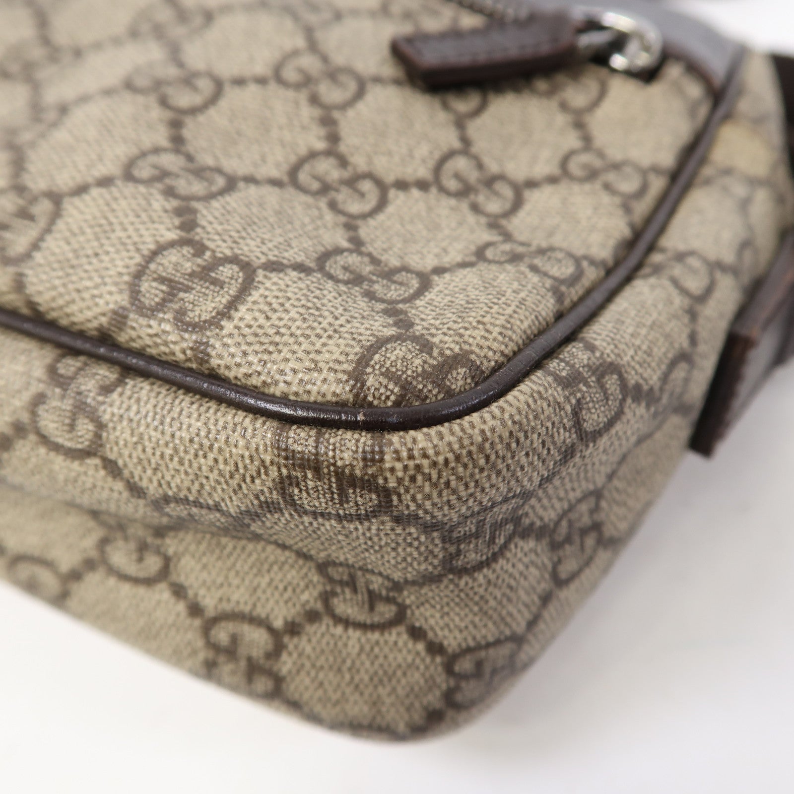 GUCCI 塗層帆布Shoulder Bag銀扣肩背袋啡色