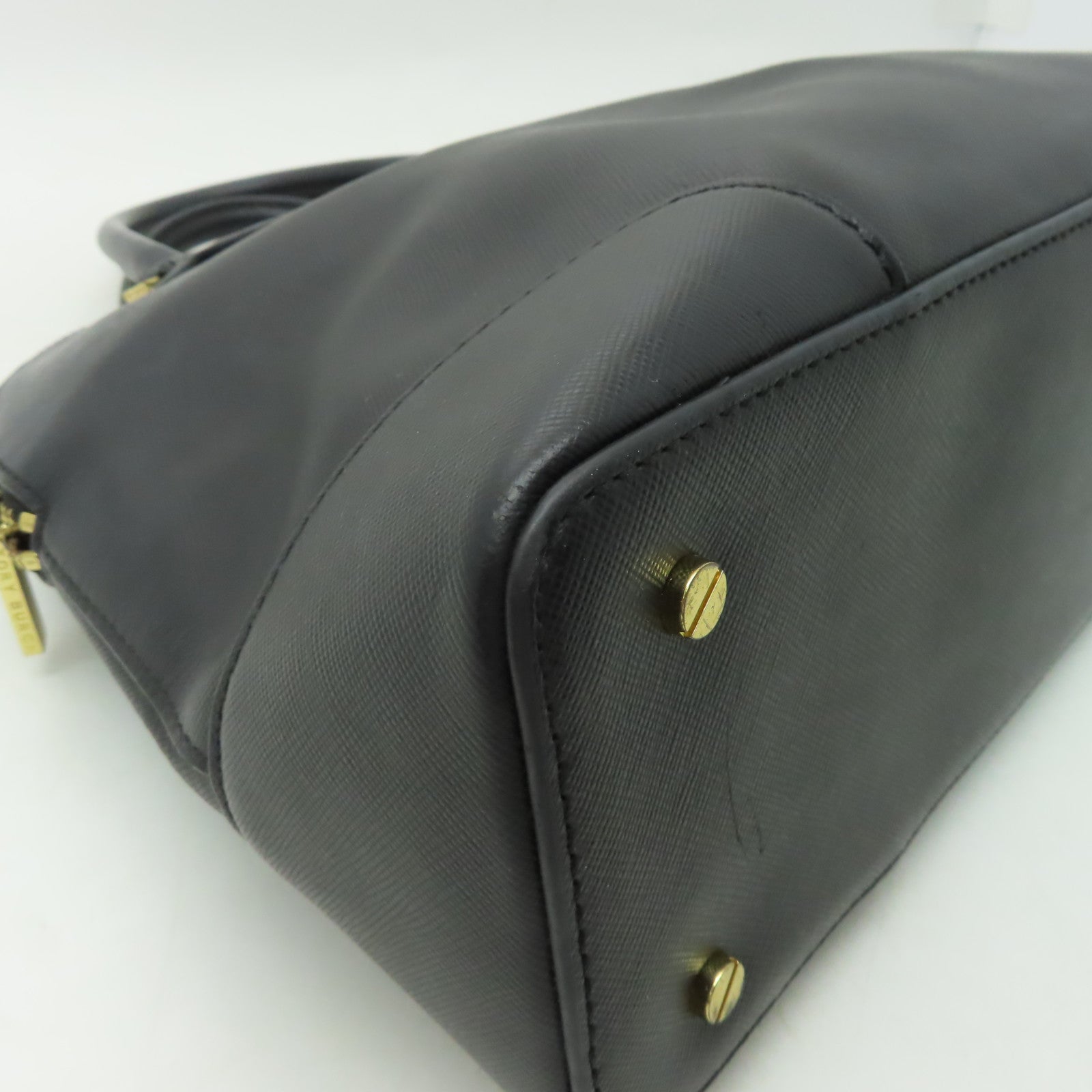 Tory Burch 【激減優惠】牛皮皮革Hand Bag金扣手挽袋黑色