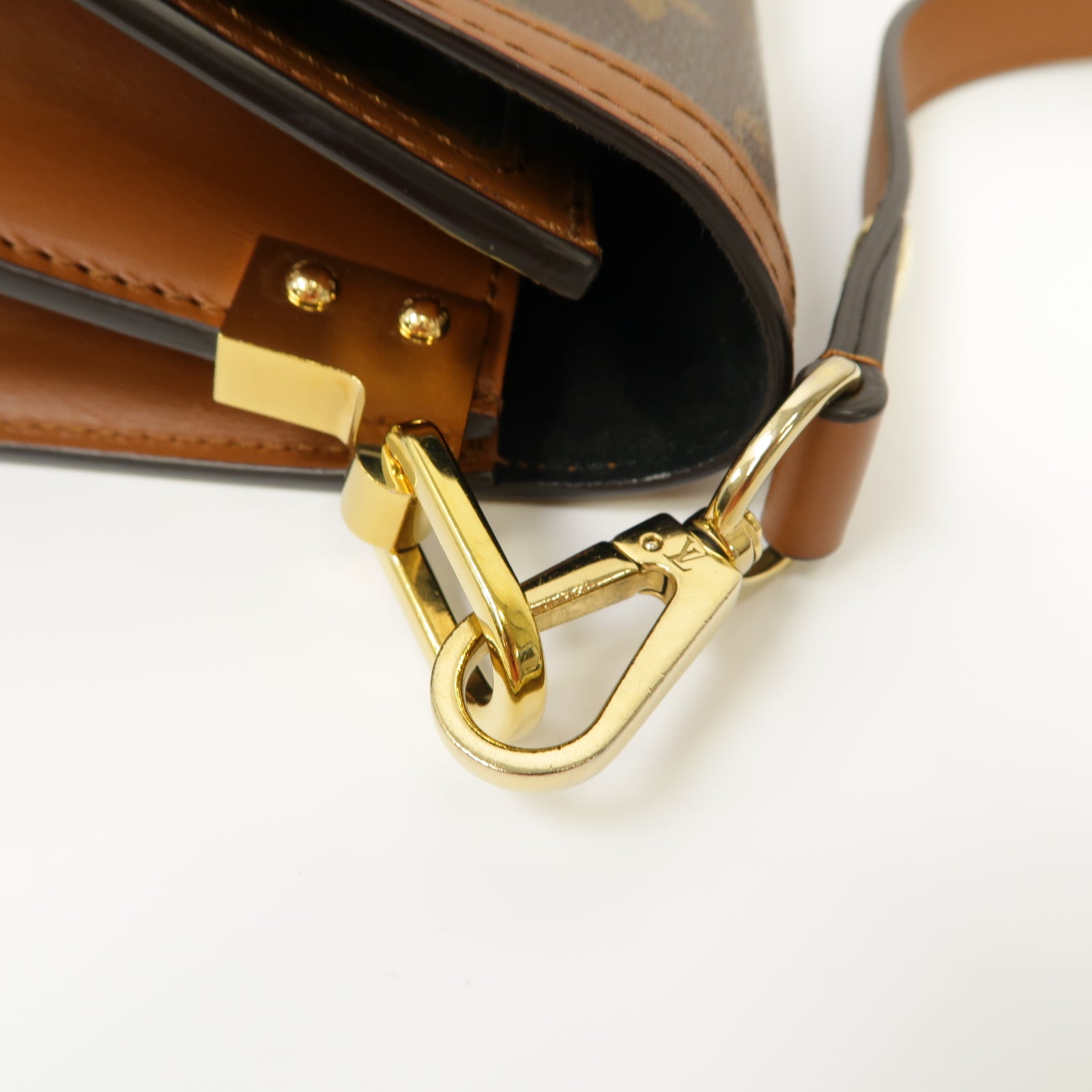 LOUIS VUITTON Monogram Mini Dauphine金扣肩背袋啡色