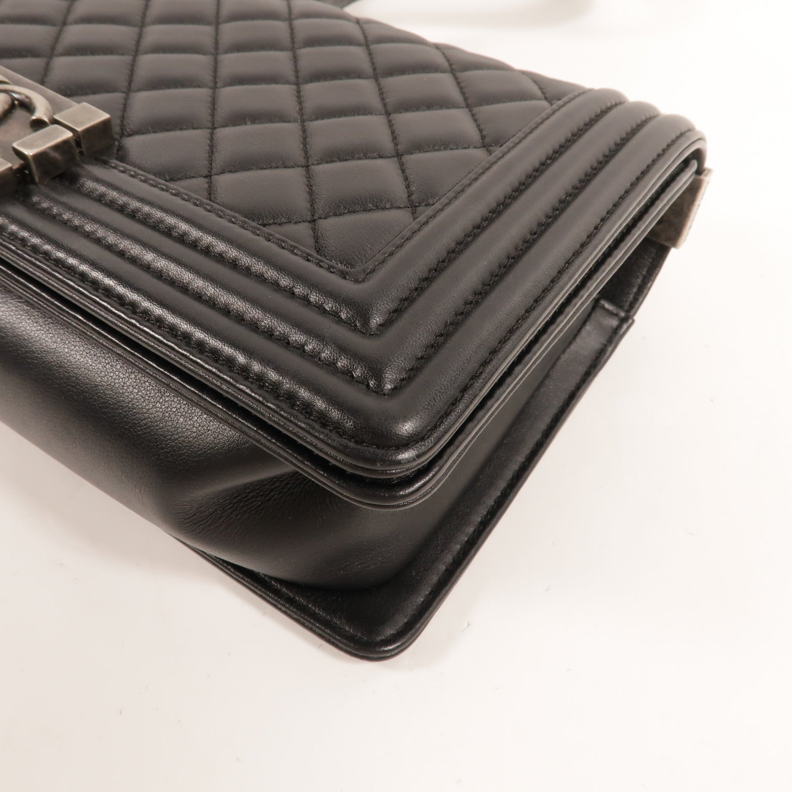 CHANEL 羊皮皮革Boy 25肩背袋