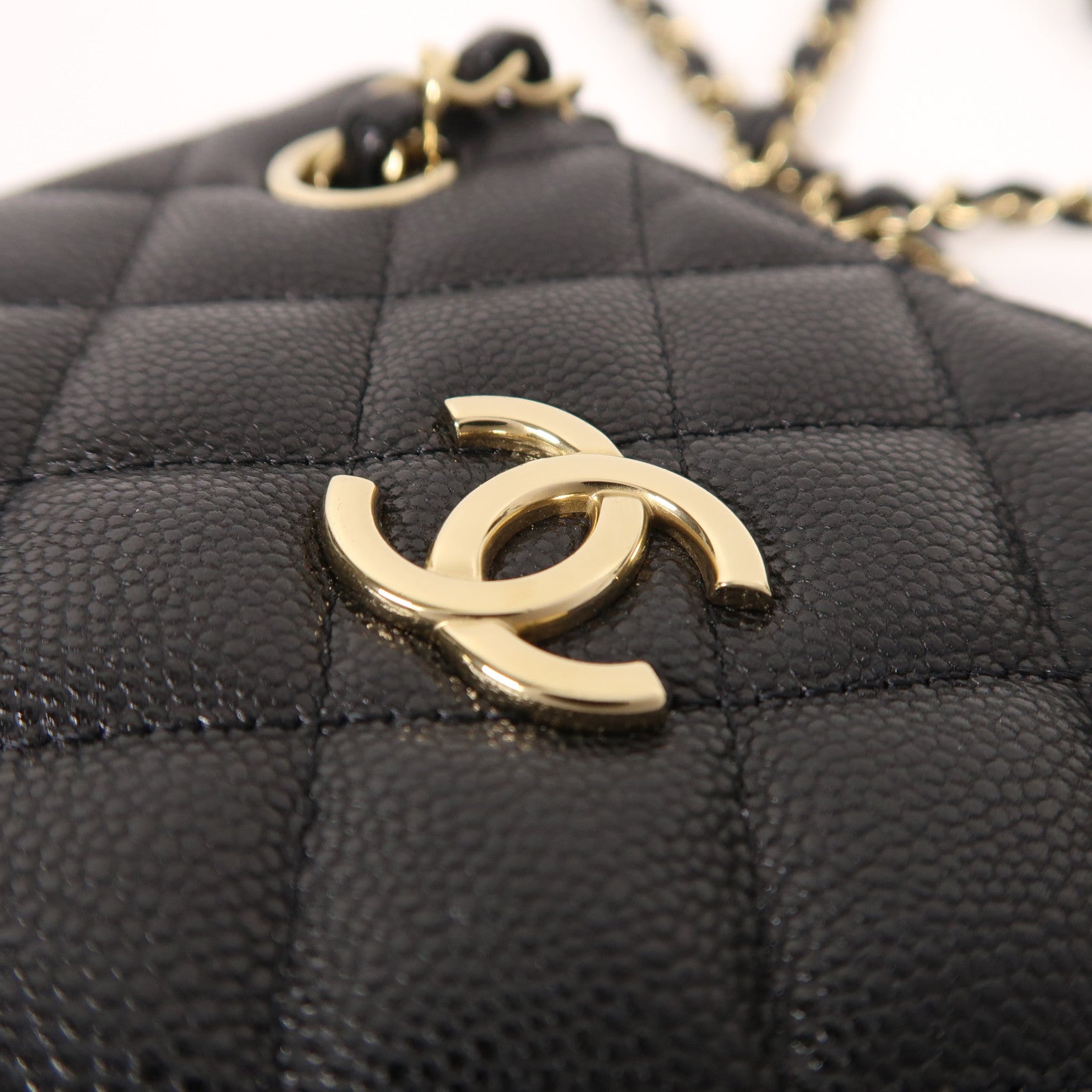 CHANEL 牛皮皮革Bucket Bag金扣鏈帶肩背袋
