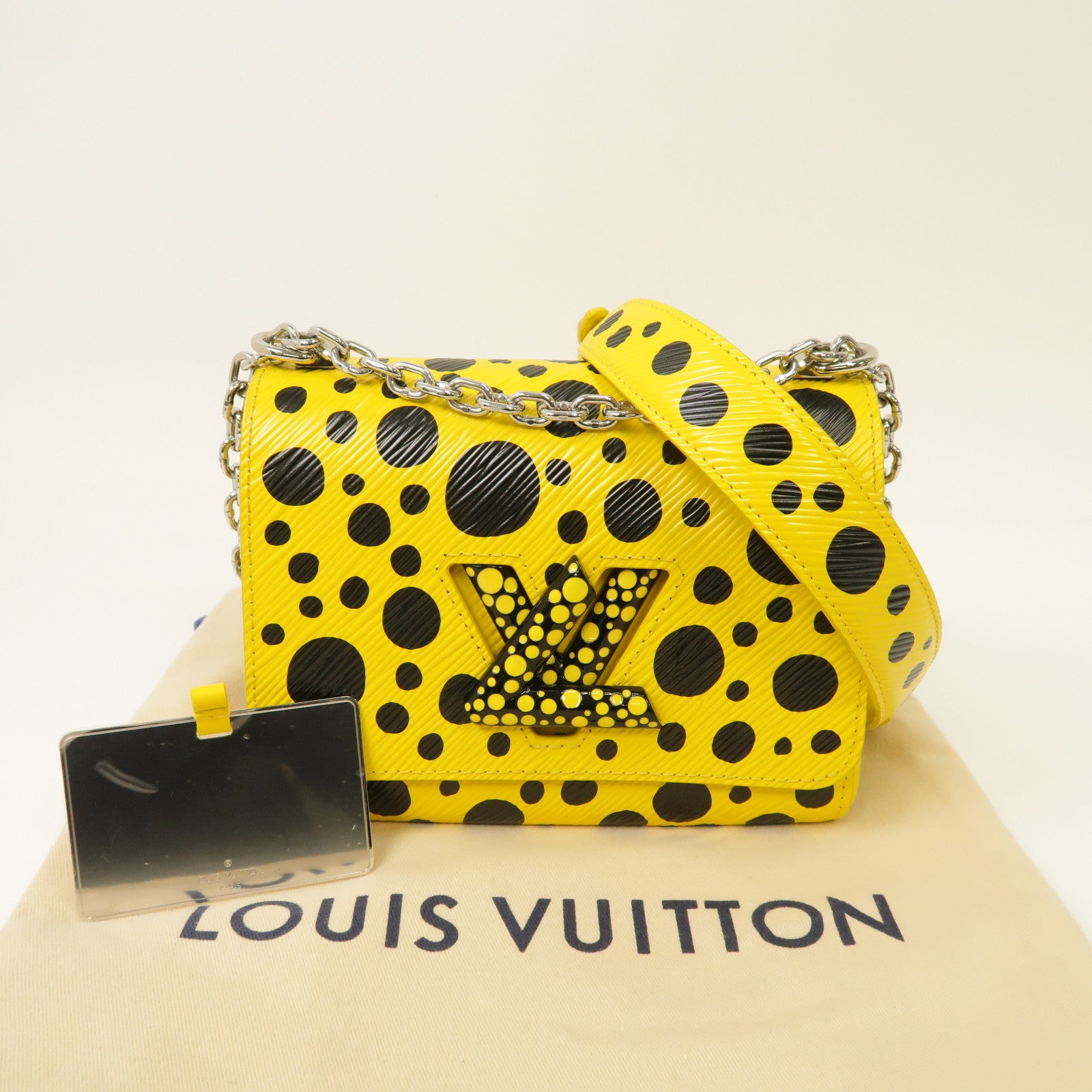 LOUIS VUITTON Epi皮革Yayoi Kusama Twist PM銀扣鏈帶肩背袋黃色/黑色