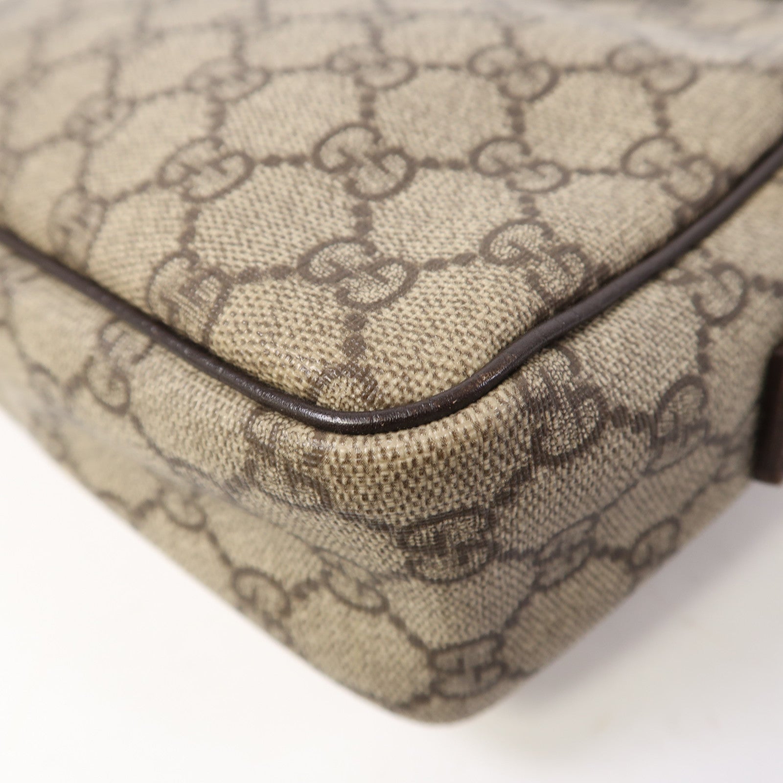 GUCCI 塗層帆布Shoulder Bag銀扣肩背袋啡色