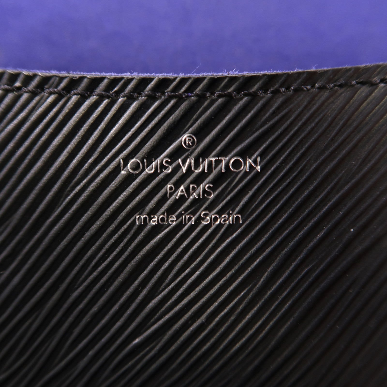 LOUIS VUITTON Epi Buci銀扣肩背袋