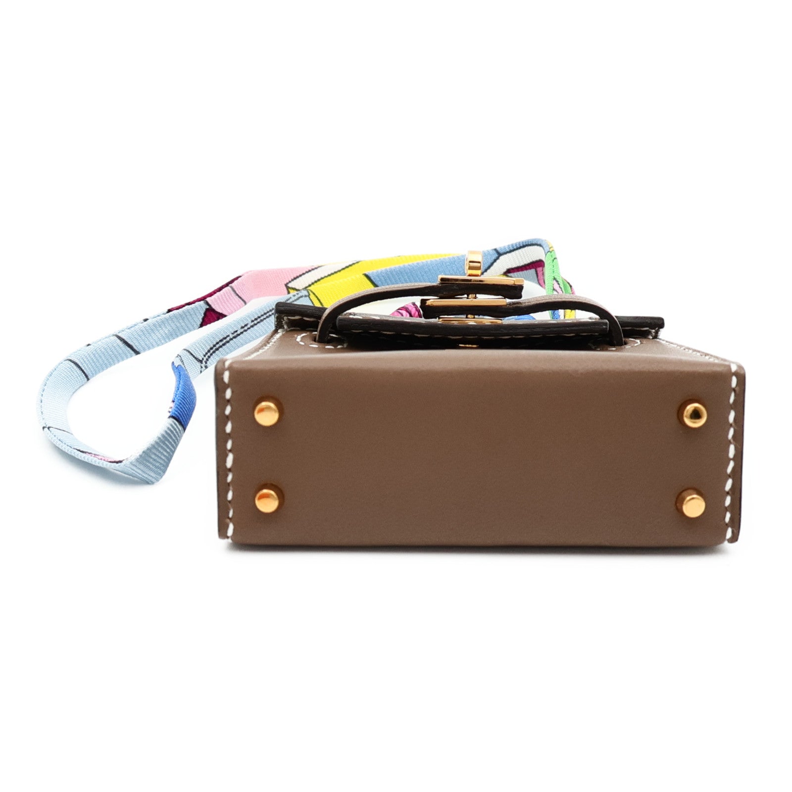 HERMES Tadelakt皮革Kelly Twilly Bag Charm金扣掛飾Etoupe