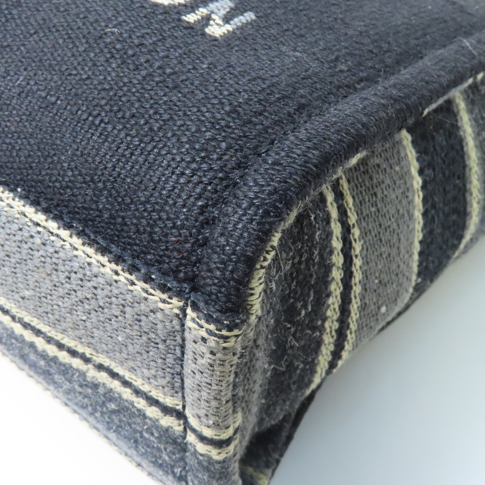 CHANEL 帆布Deauville Tote銀扣鏈帶手挽袋黑色/灰色
