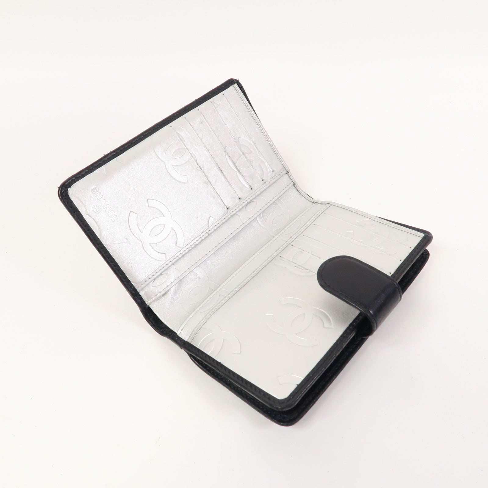 CHANEL 牛皮皮革Cambonline Wallet銀扣錢包黑色/銀色