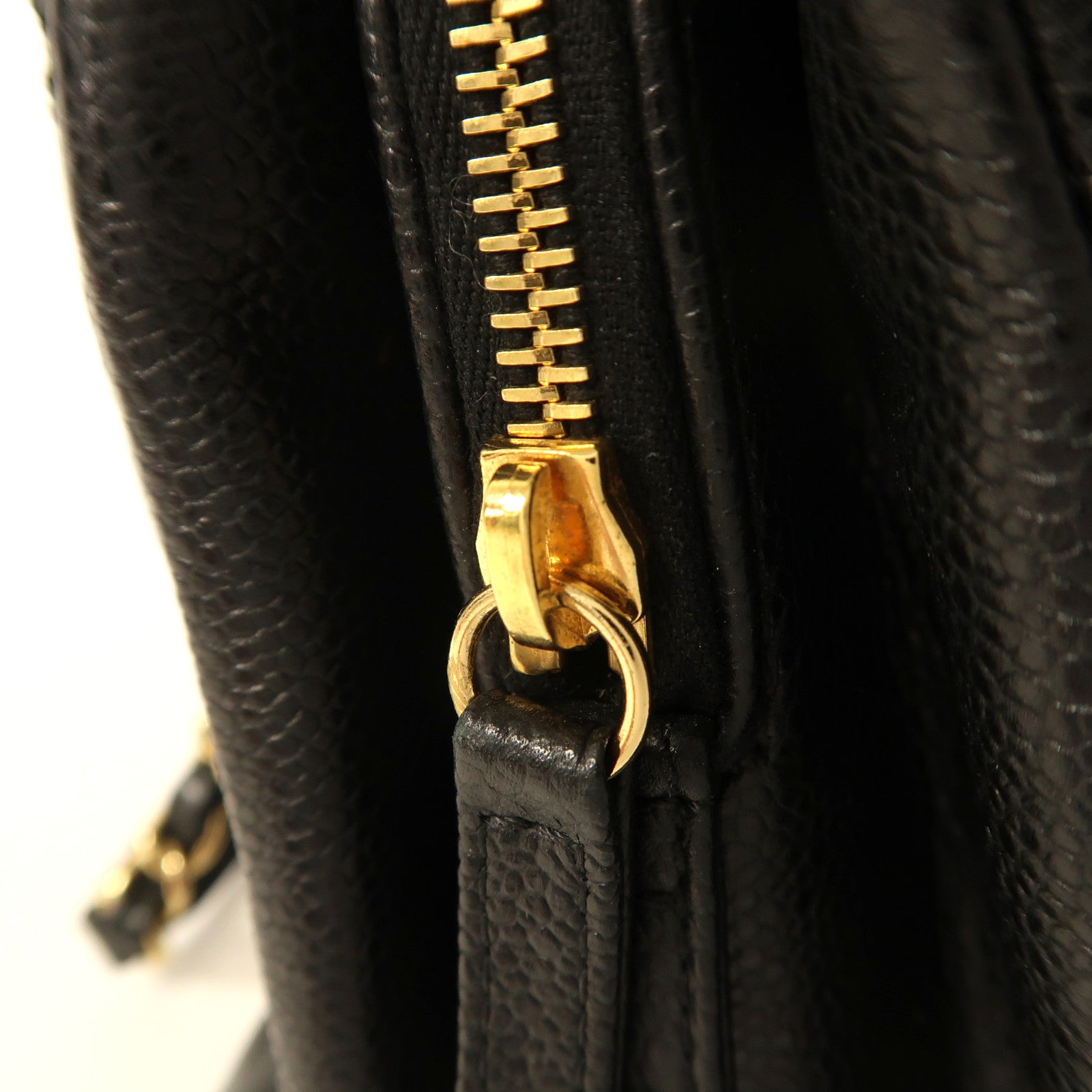 CHANEL 牛皮皮革Chain Shoulder金扣鏈帶肩背袋