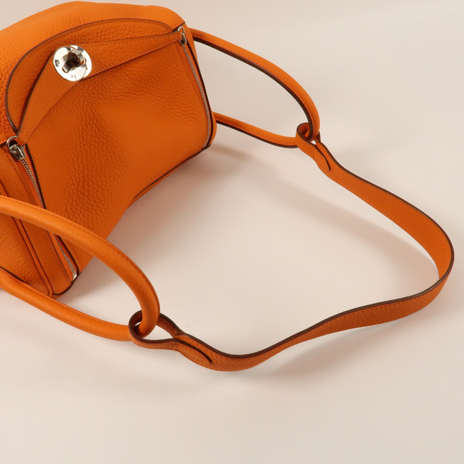 HERMES Clemence皮革Lindy 26銀扣手挽肩背兩用袋Orange