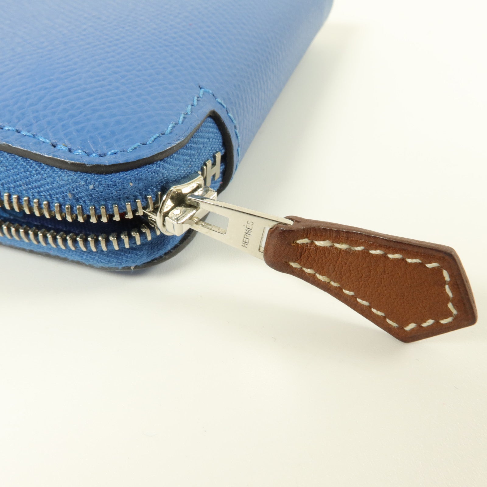 HERMES Epsom皮革Silk in Compact錢包Cobalt