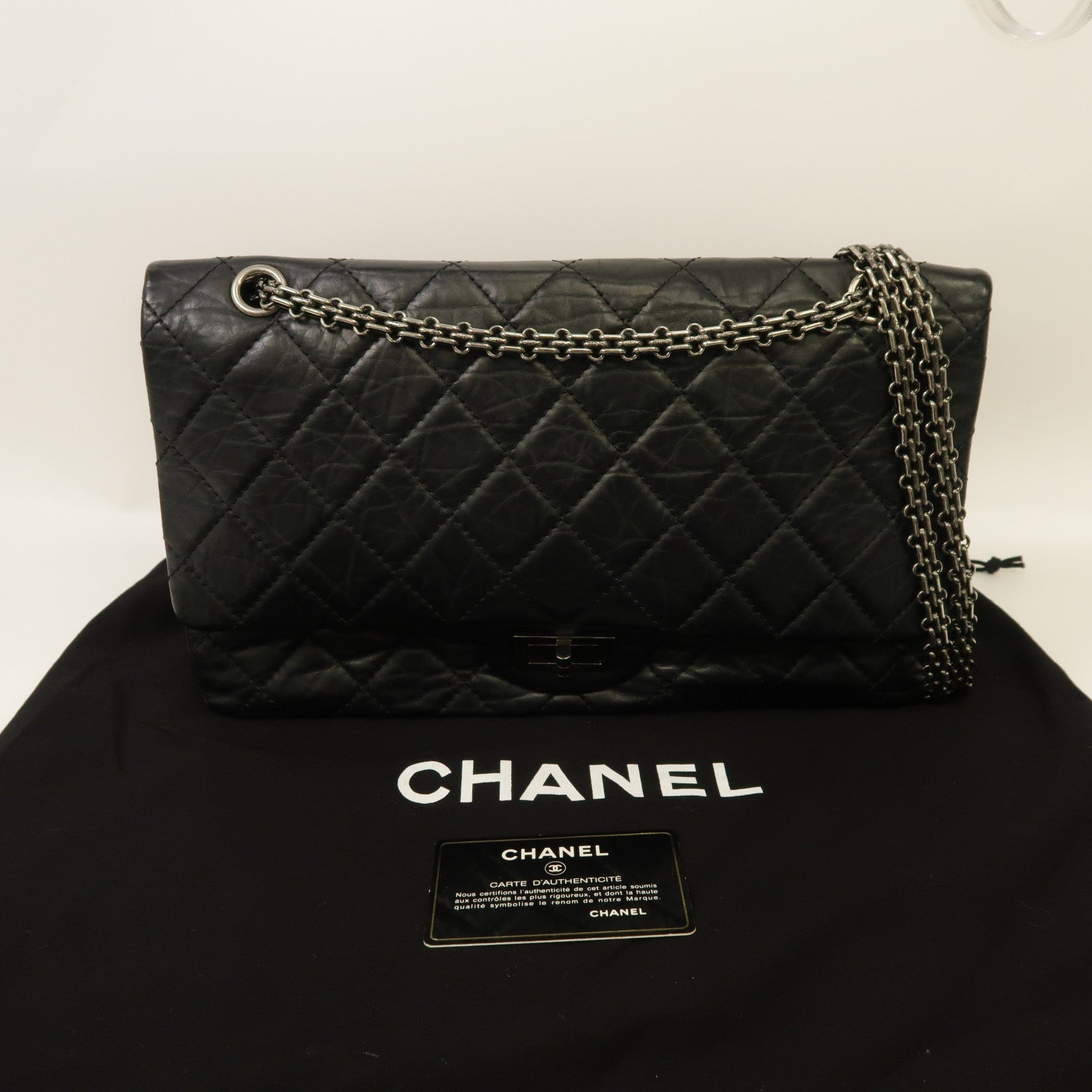 CHANEL 菱格牛皮皮革2.55銀扣肩背袋黑色